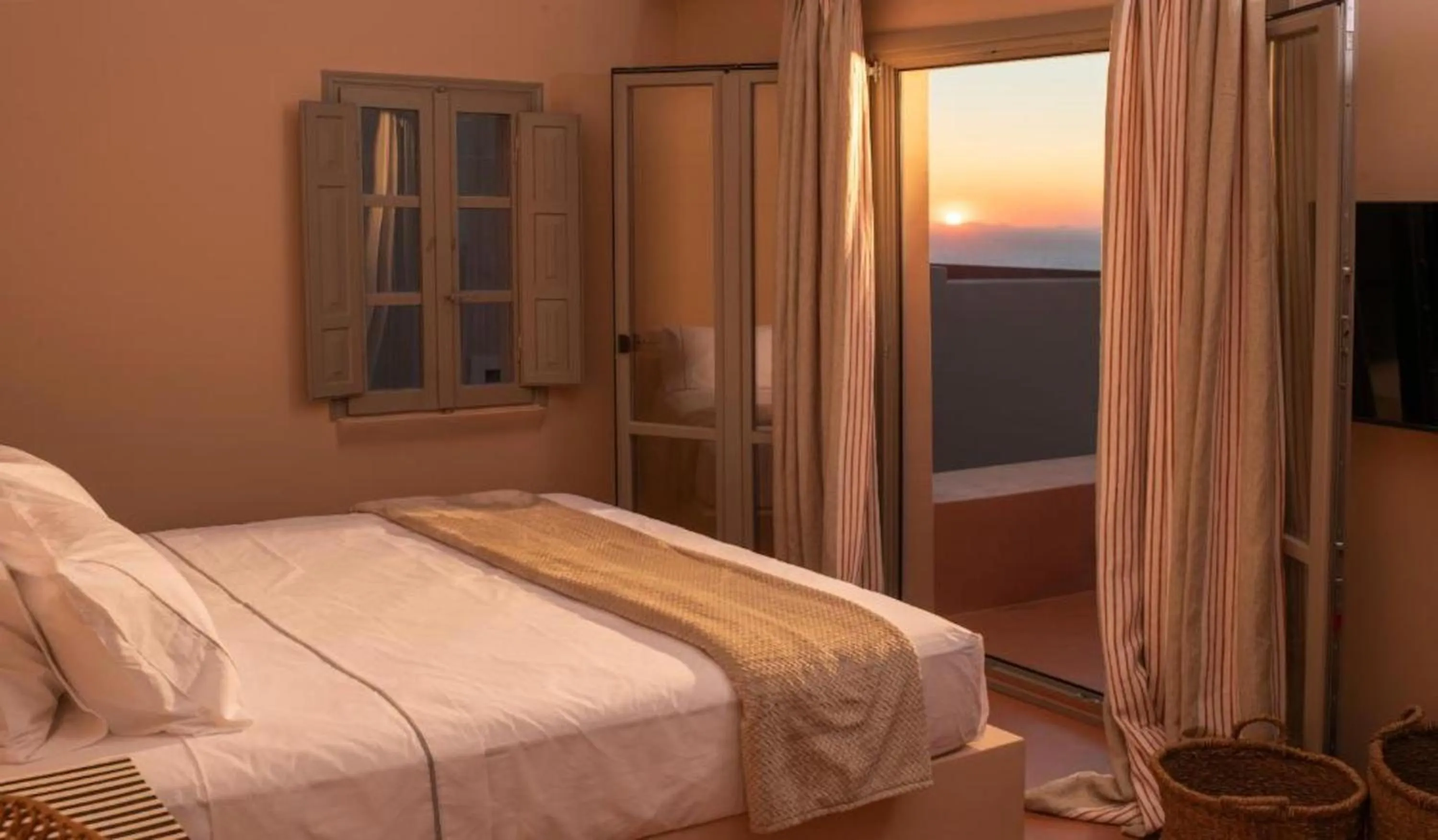 View (from property/room), Bed in Terra Verde Oia by K&K