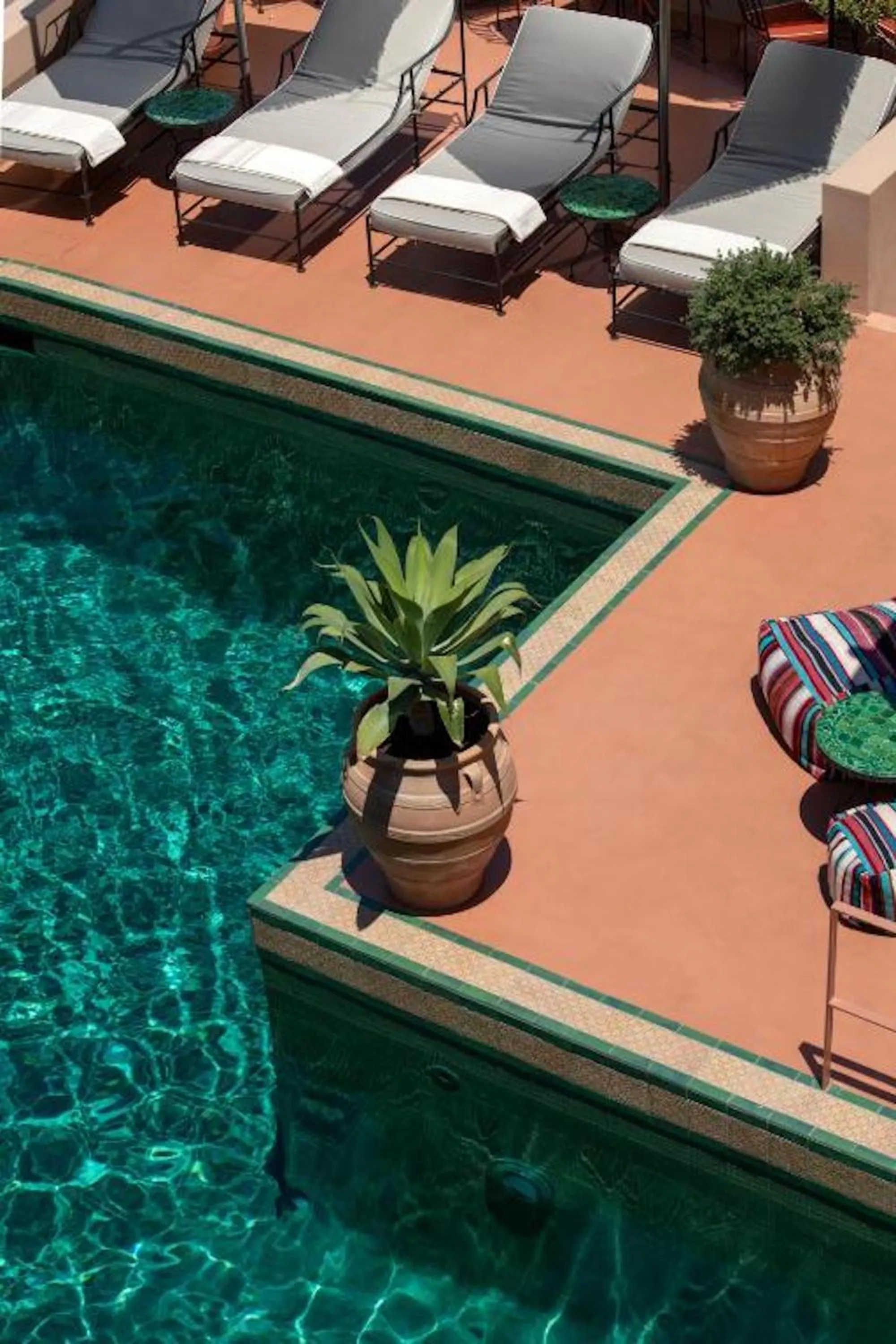 Swimming pool in Terra Verde Oia by K&K