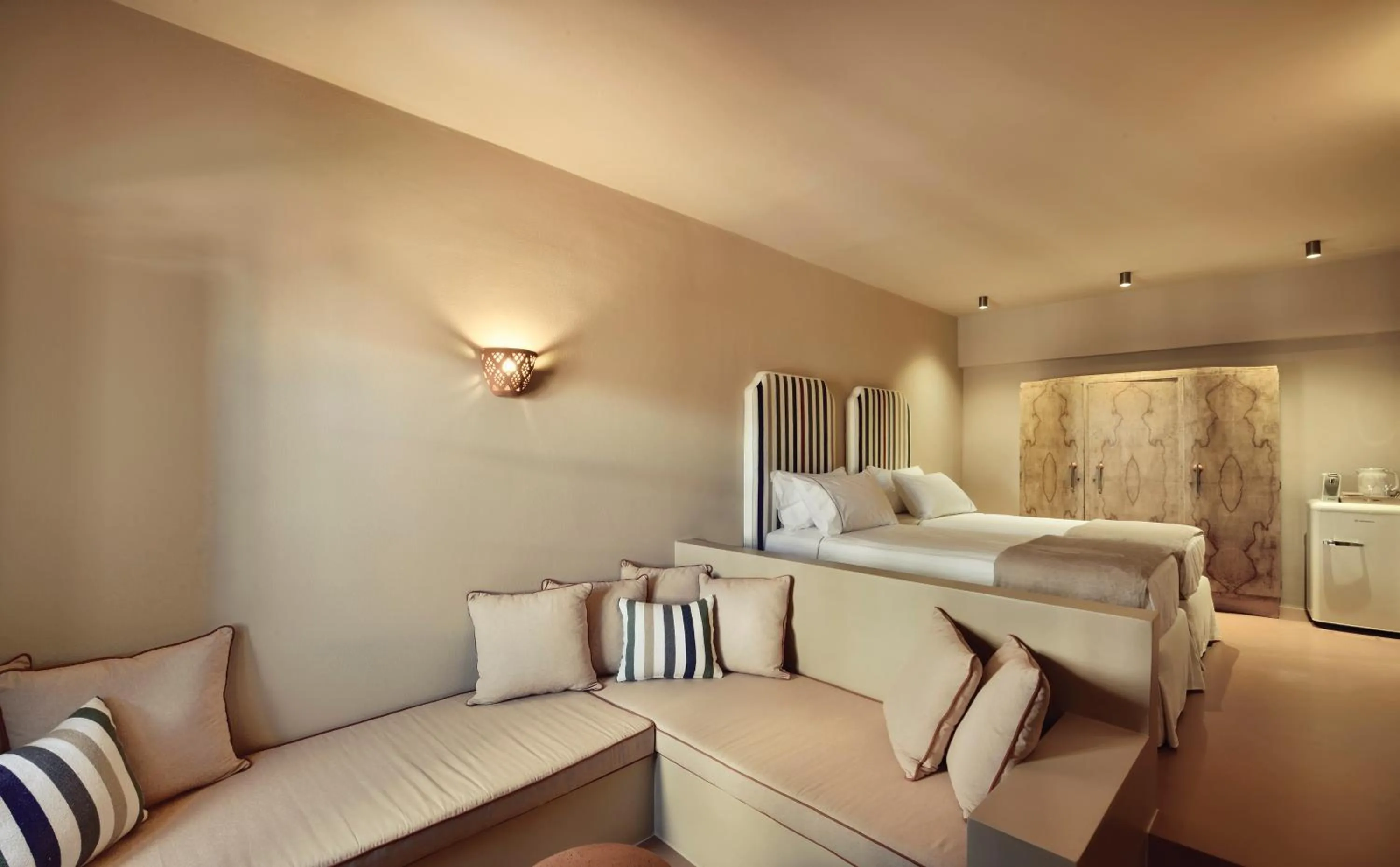 Bed in Terra Verde Oia by K&K