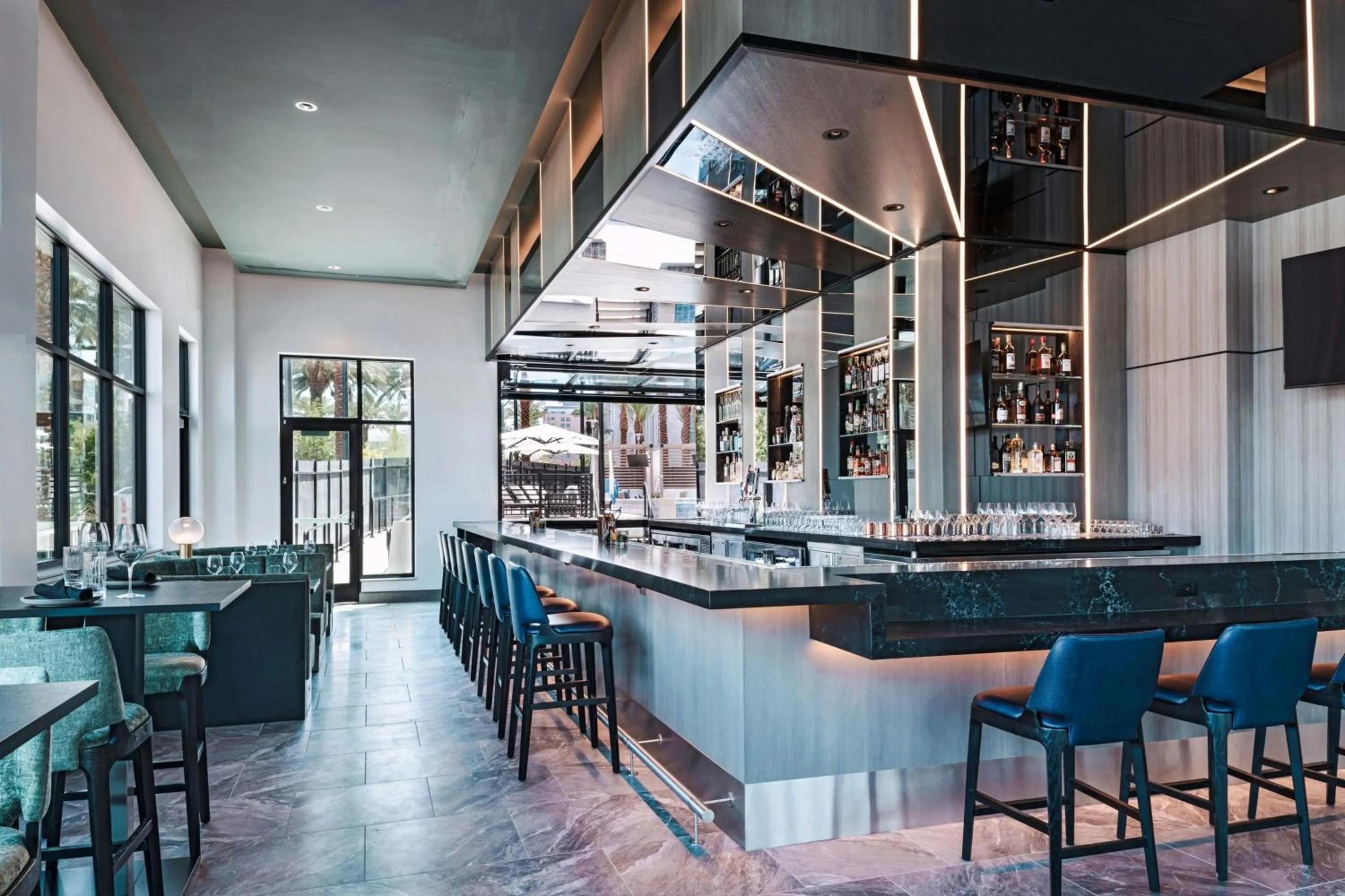 Lounge or bar in AC Hotel by Marriott Las Vegas Symphony Park