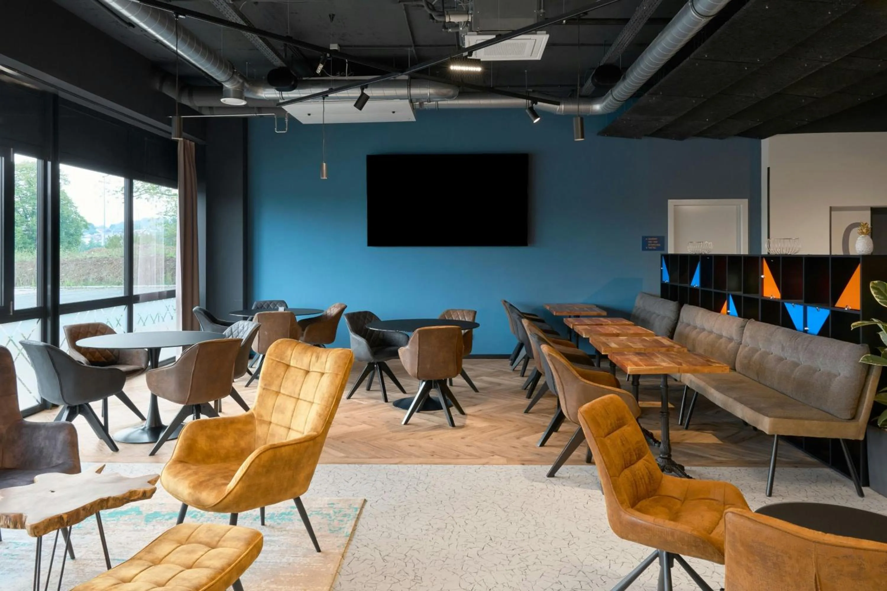 Lobby or reception in Four Points Flex by Sheraton Östringen