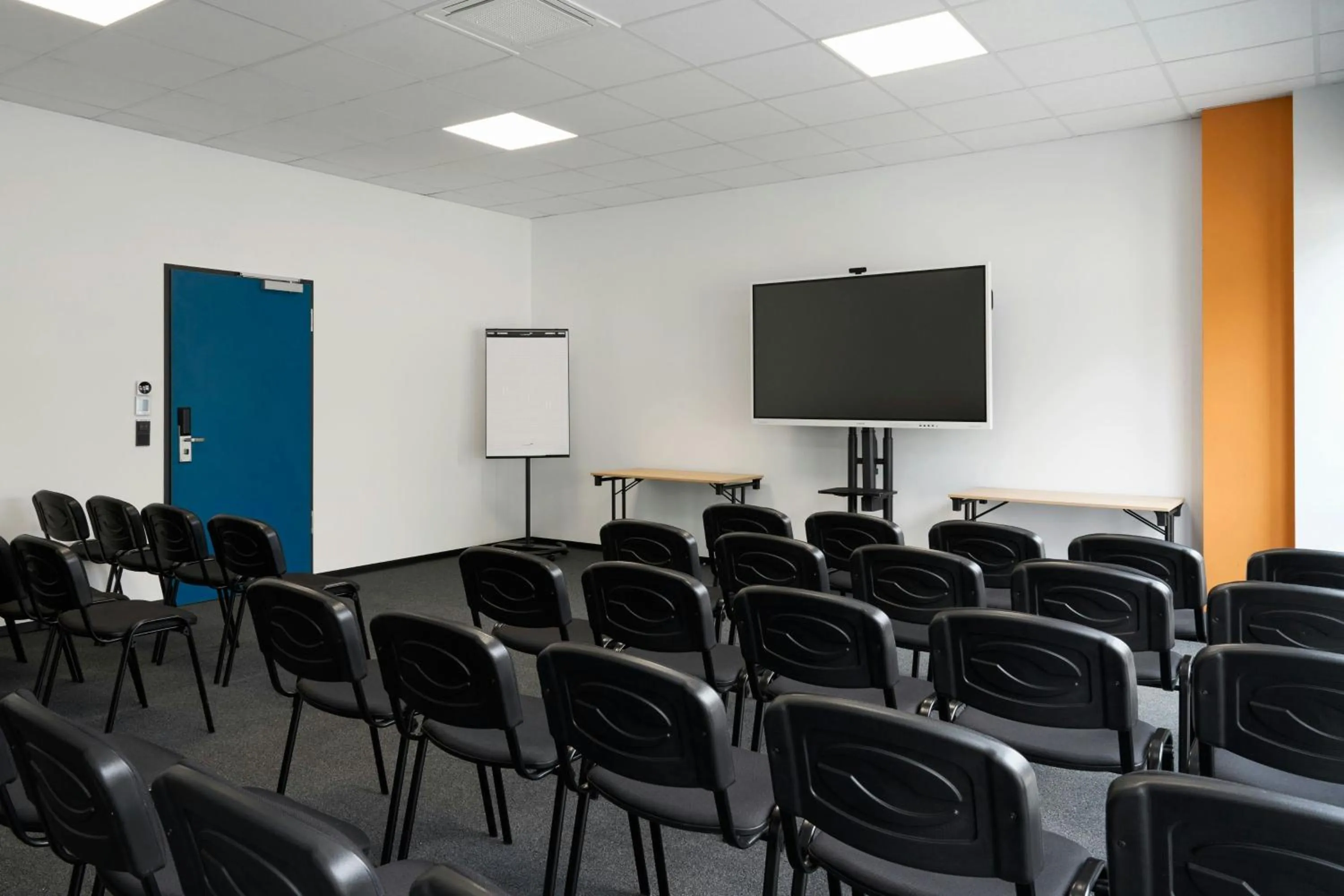 Meeting/conference room in Four Points Flex by Sheraton Östringen