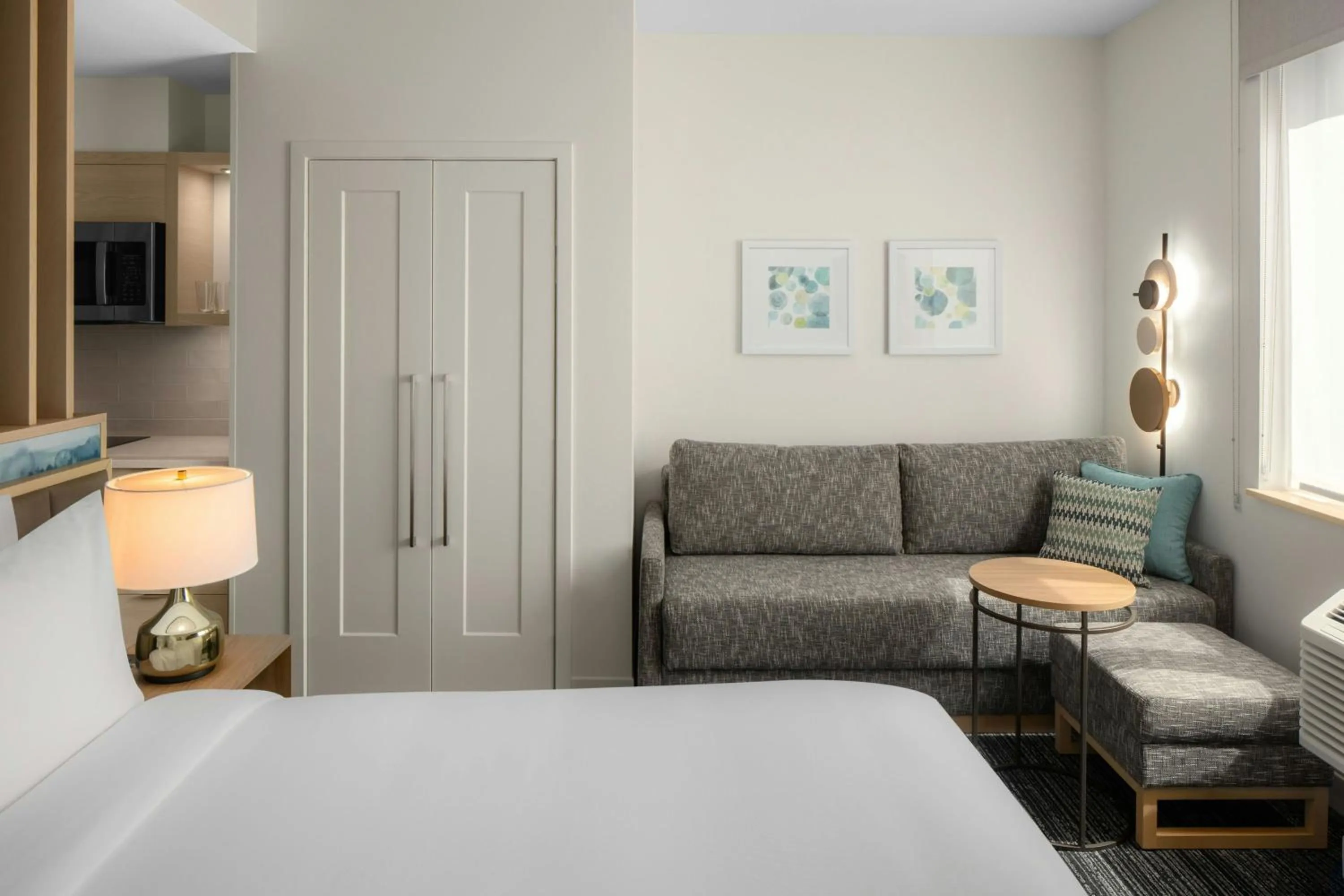 Bedroom, Bed in TownePlace Suites by Marriott San Jose Downtown