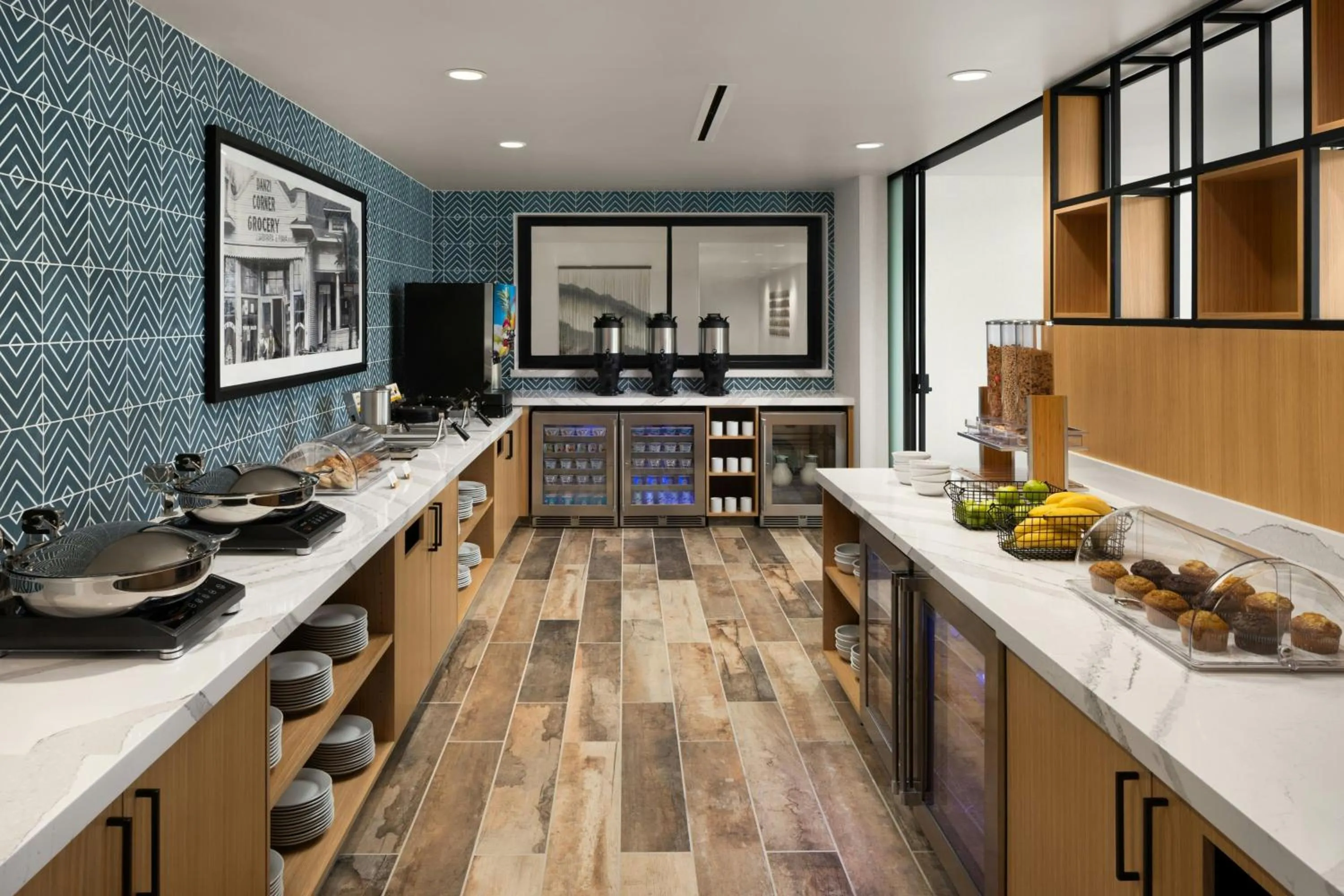 Breakfast in TownePlace Suites by Marriott San Jose Downtown