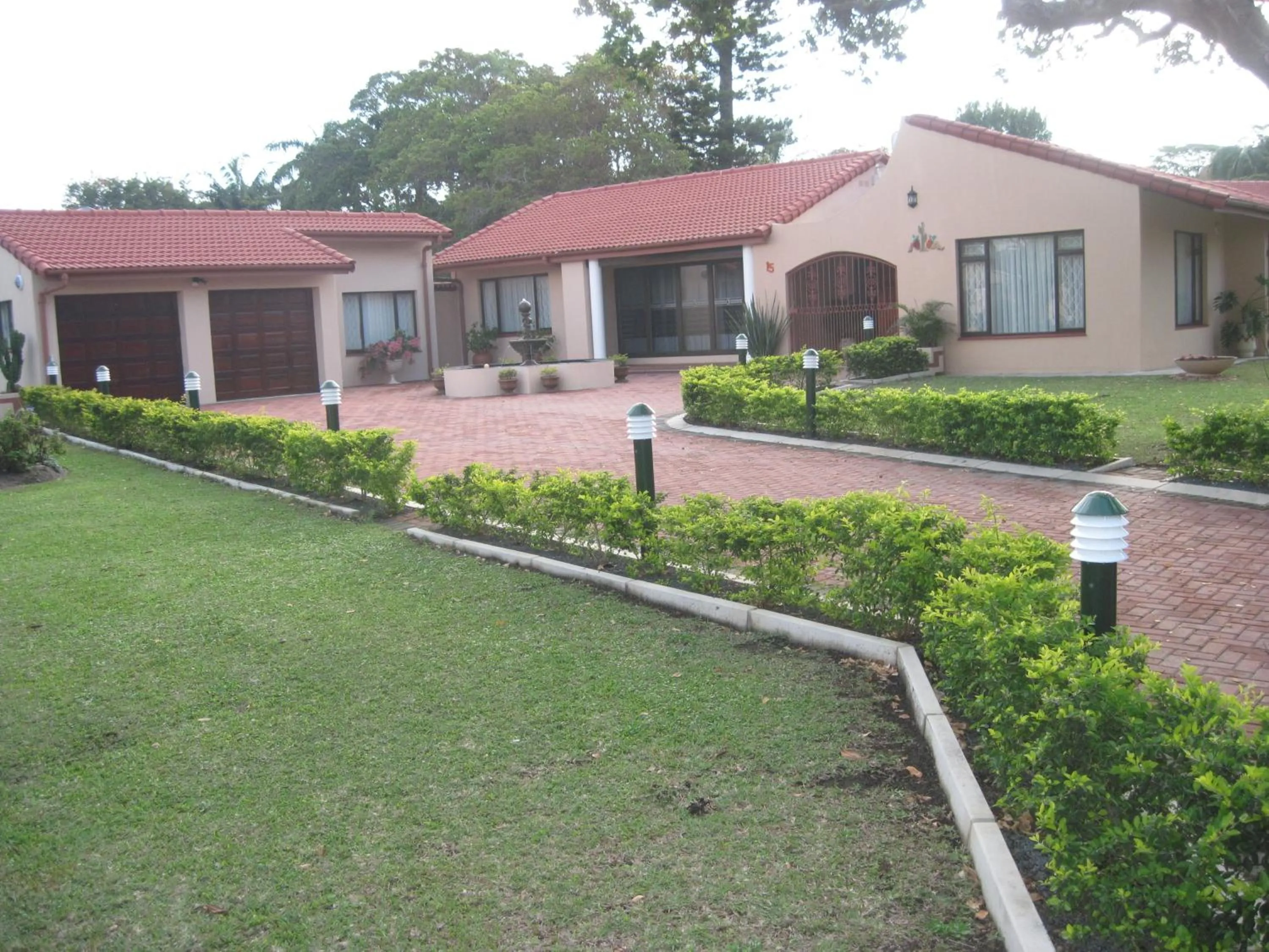 Garden in Swallows Nest B&B