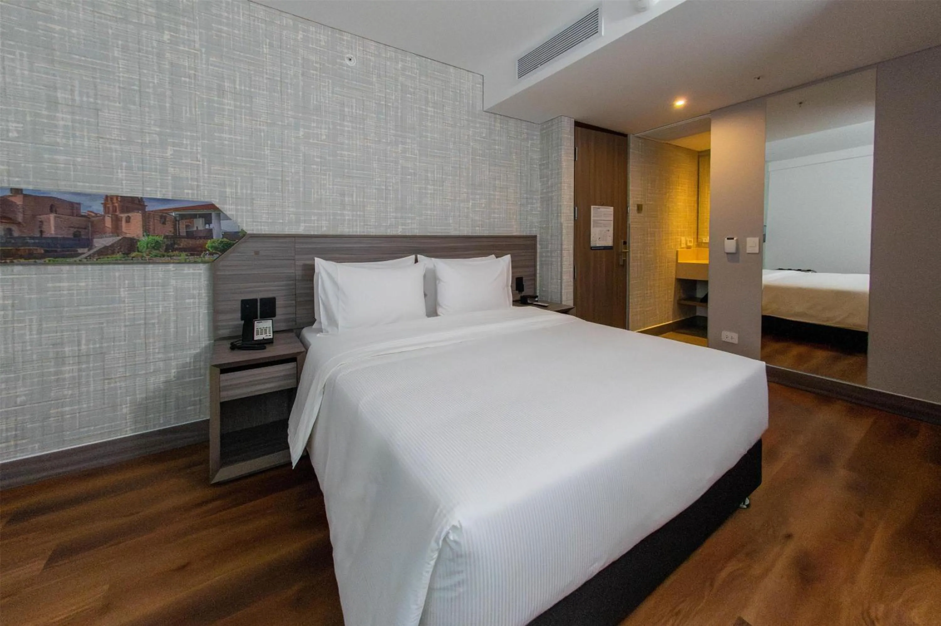 Bed in Hampton By Hilton Cusco
