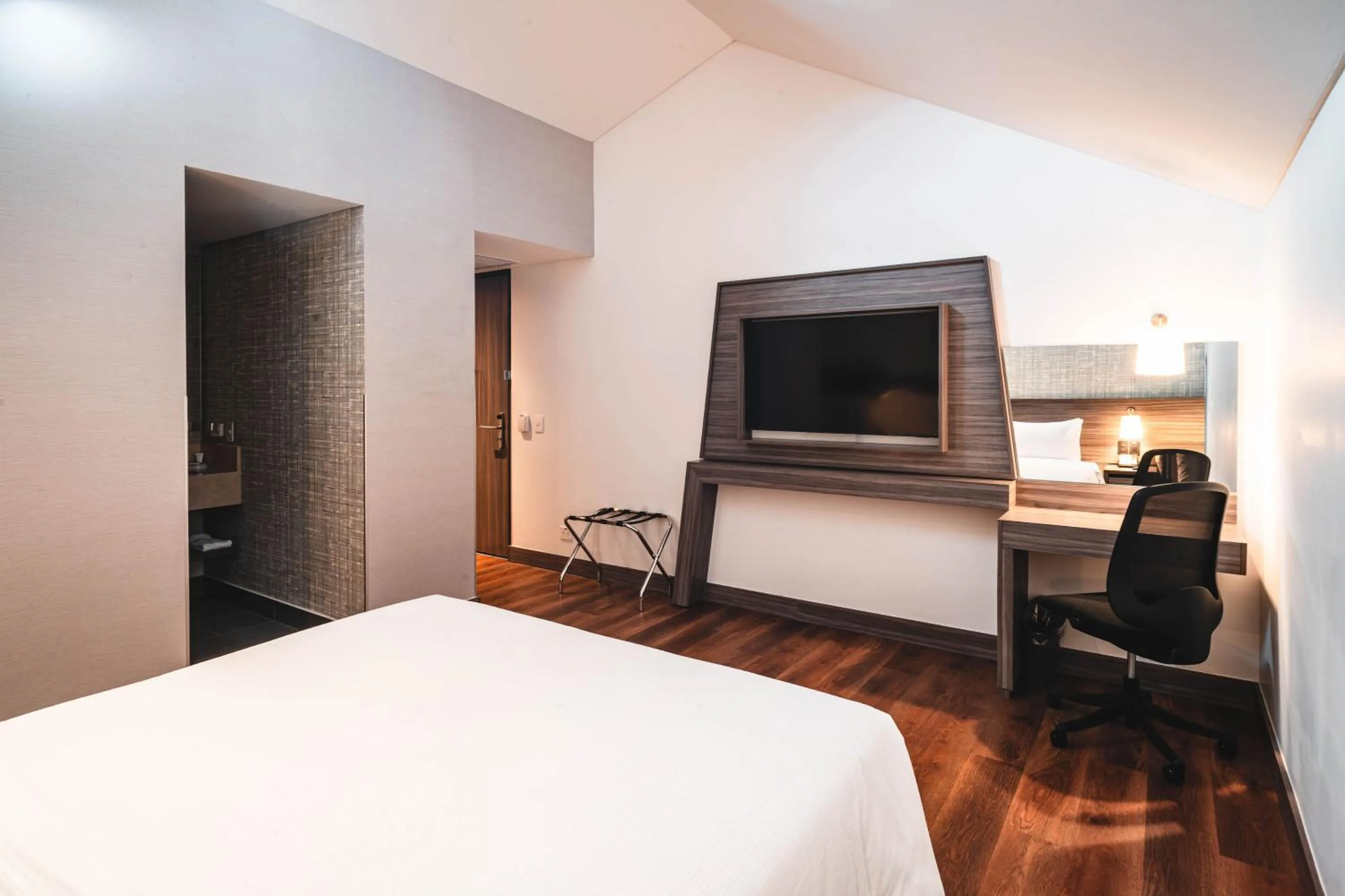 Bed in Hampton By Hilton Cusco