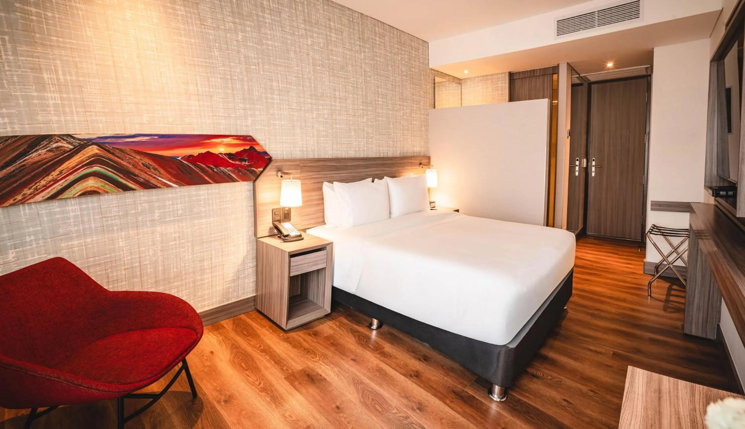 Bed in Hampton By Hilton Cusco