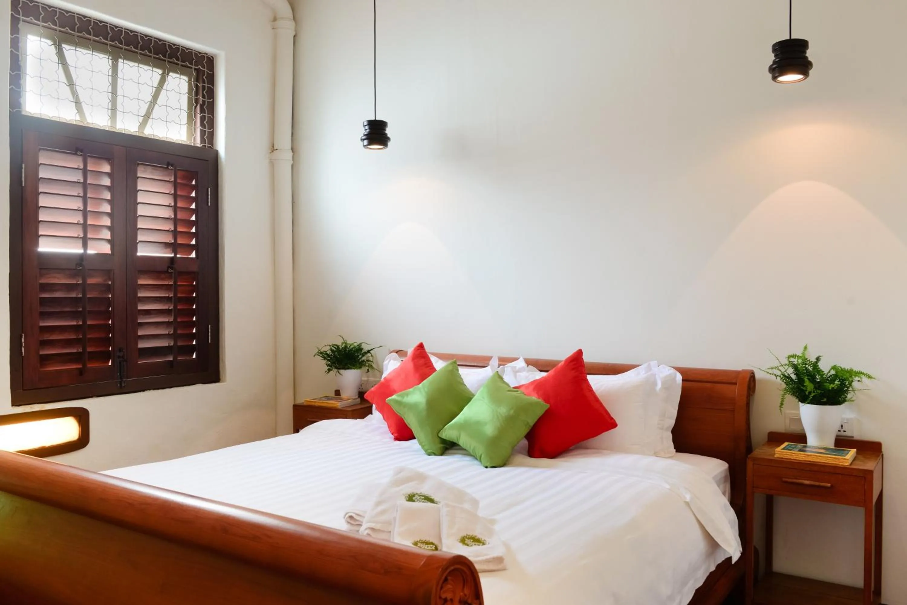 Photo of the whole room, Bed in Sarang Paloh Heritage Stay