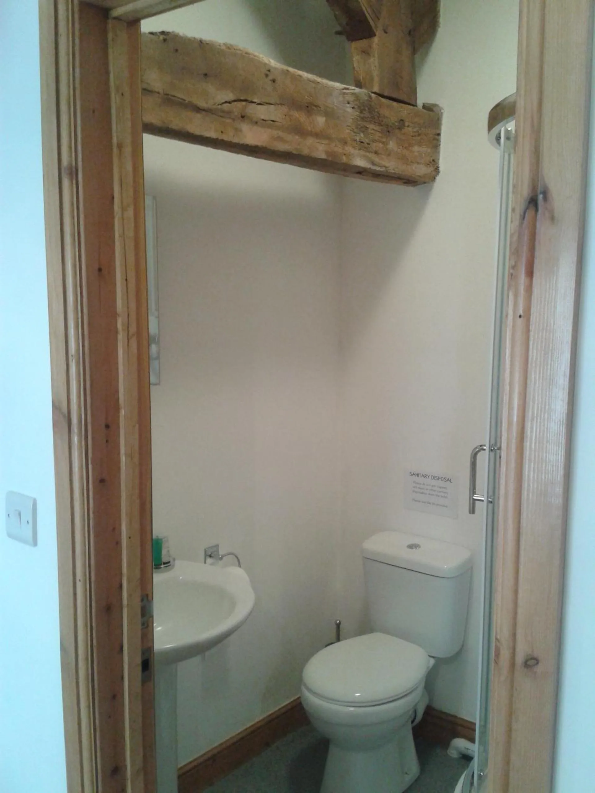 Bathroom in The Bear