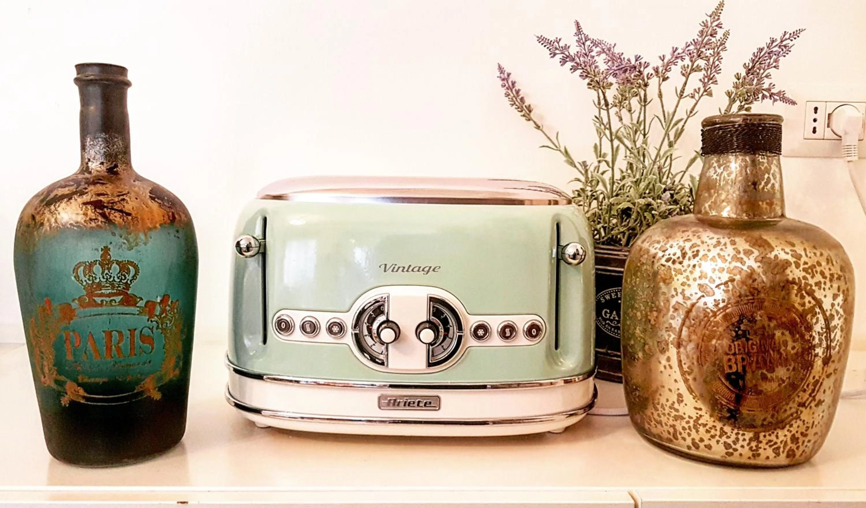 Decorative detail in RomAntic Dreams Guest House