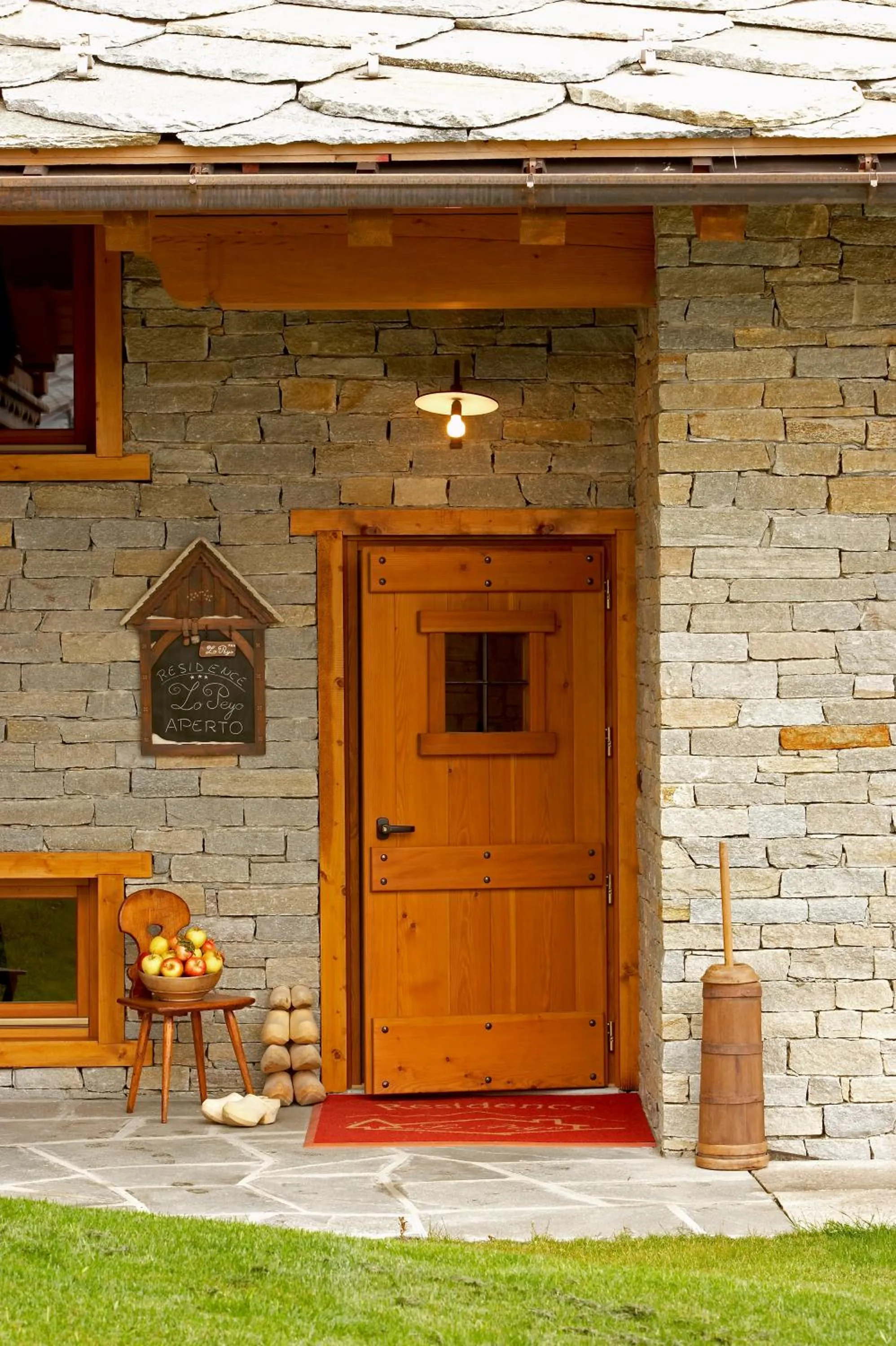 Facade/entrance in Residence Lo Peyo