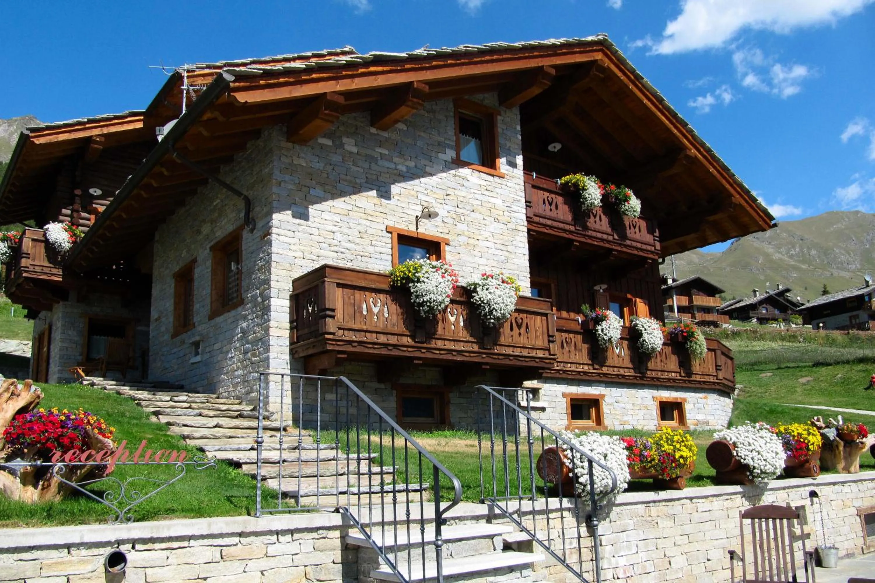 Facade/entrance in Residence Lo Peyo