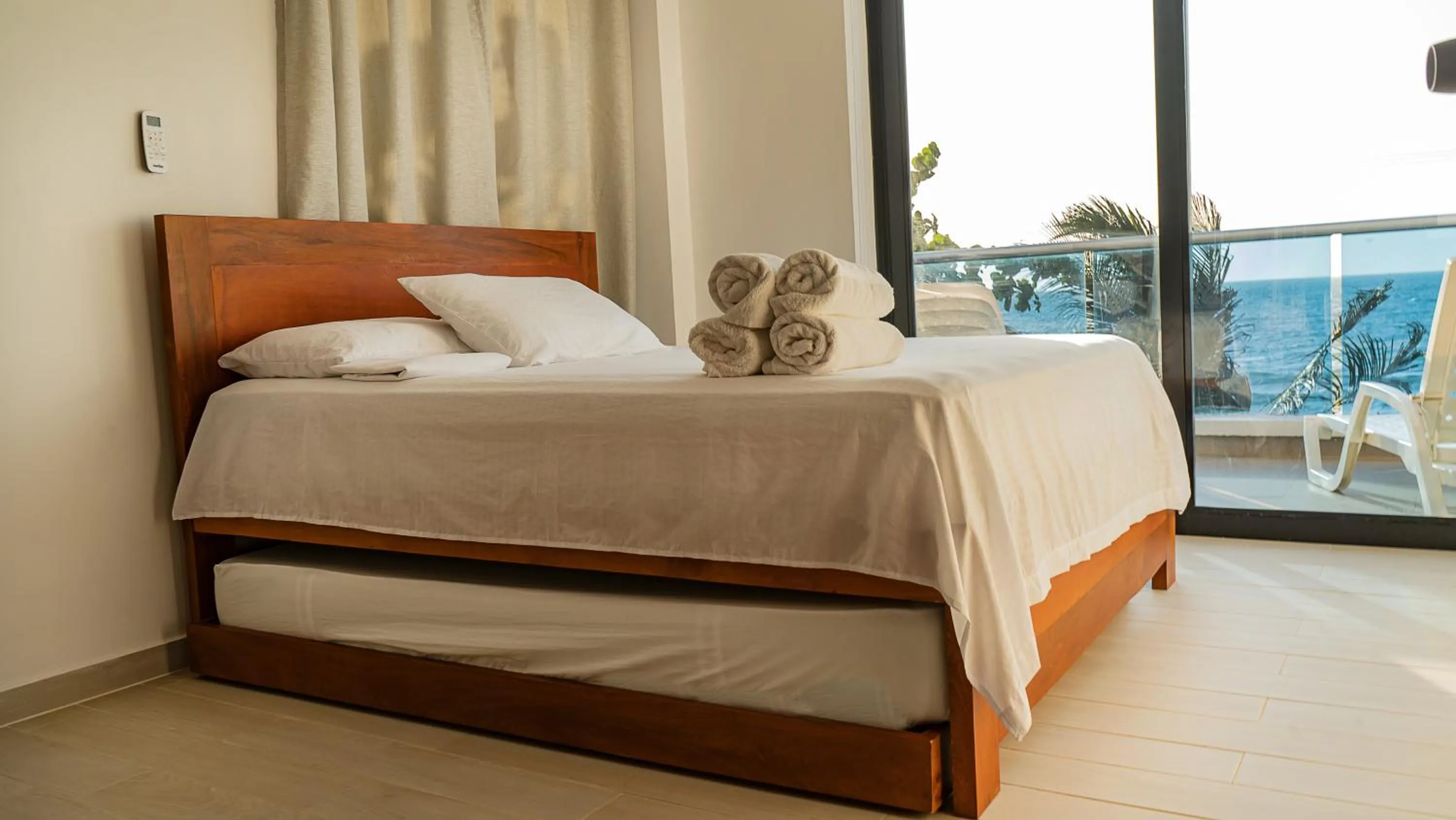 Balcony/Terrace, Bed in Camino Palmero Coveñas