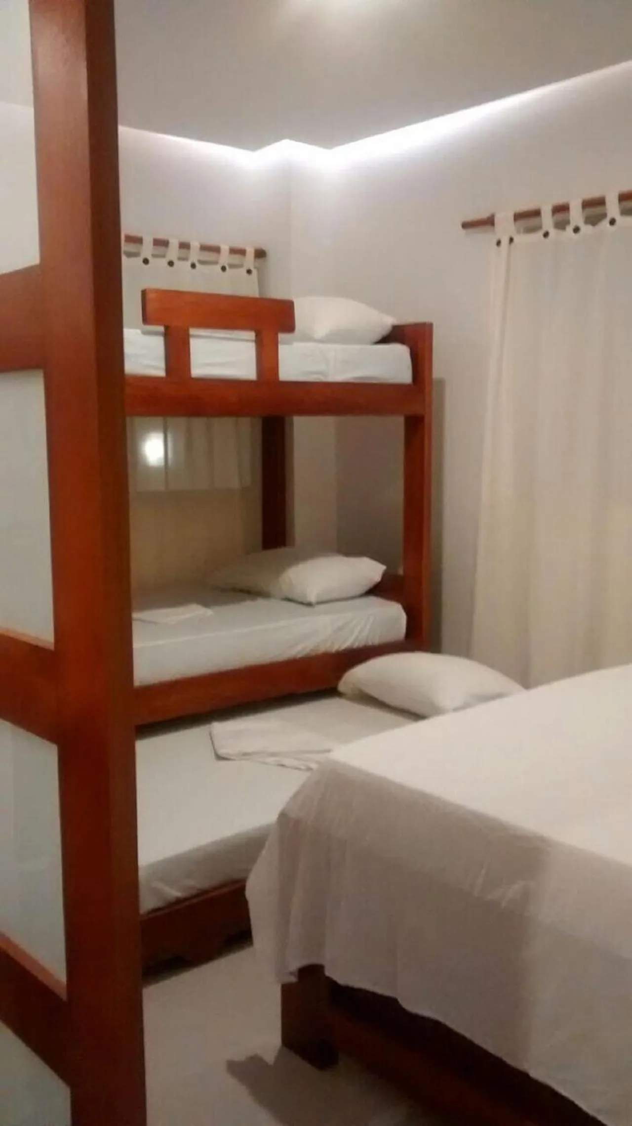 Bed in Camino Palmero Coveñas