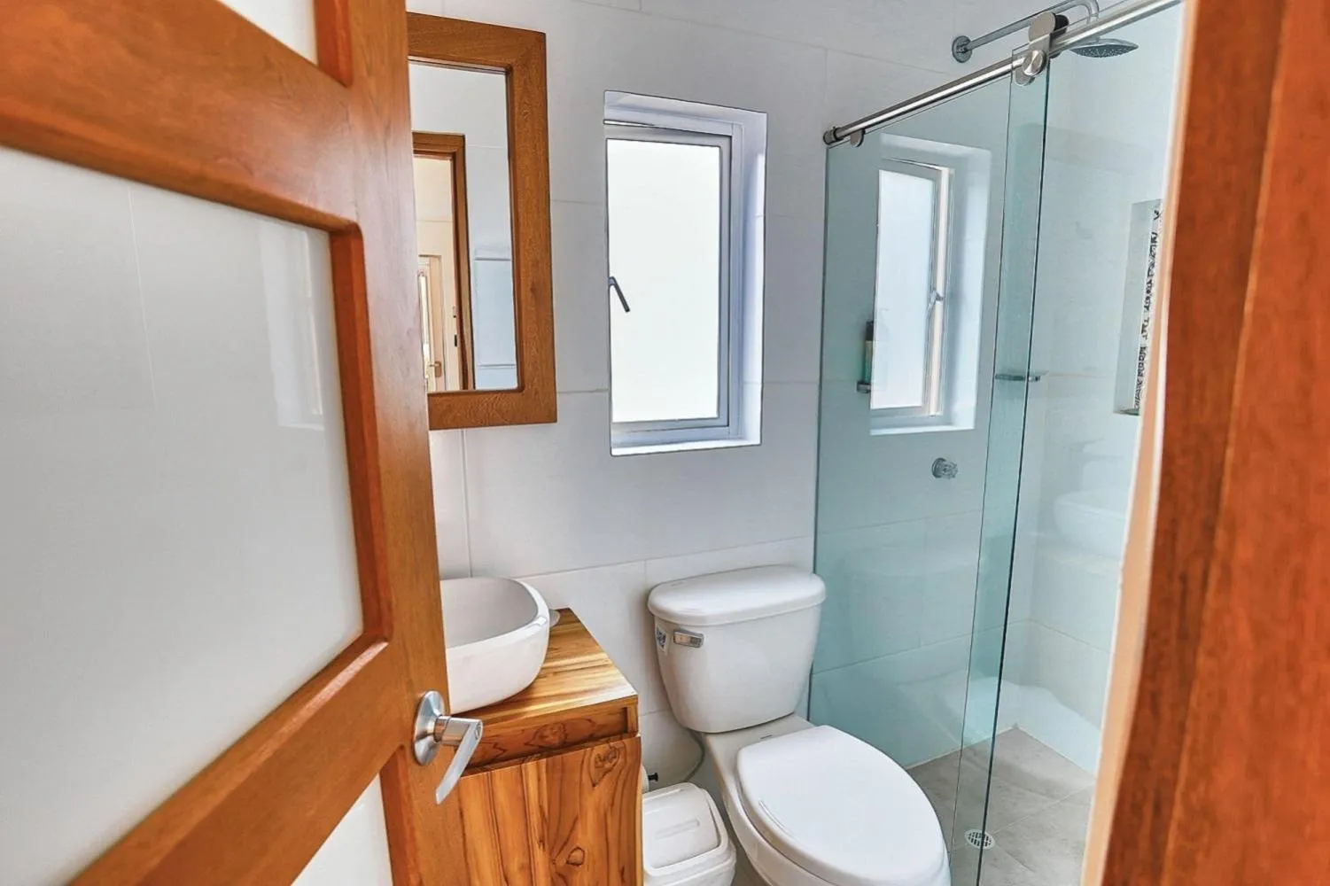 Shower in Camino Palmero Coveñas