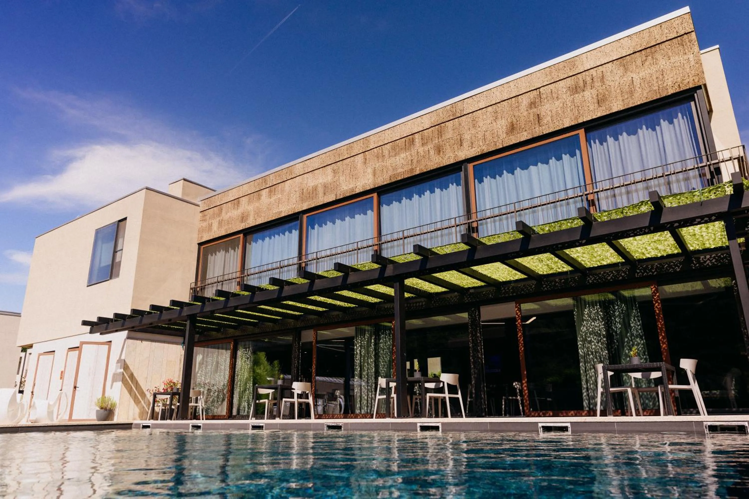 Restaurant/places to eat in Aqua Village, Health Resort