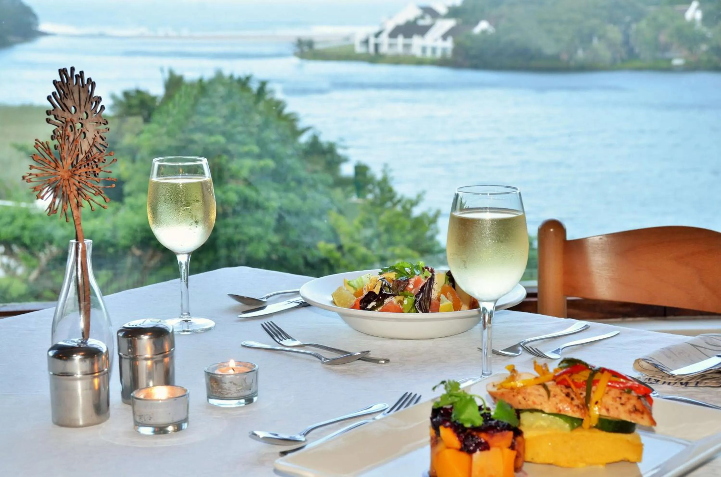 Restaurant/places to eat in The Estuary Hotel & Spa