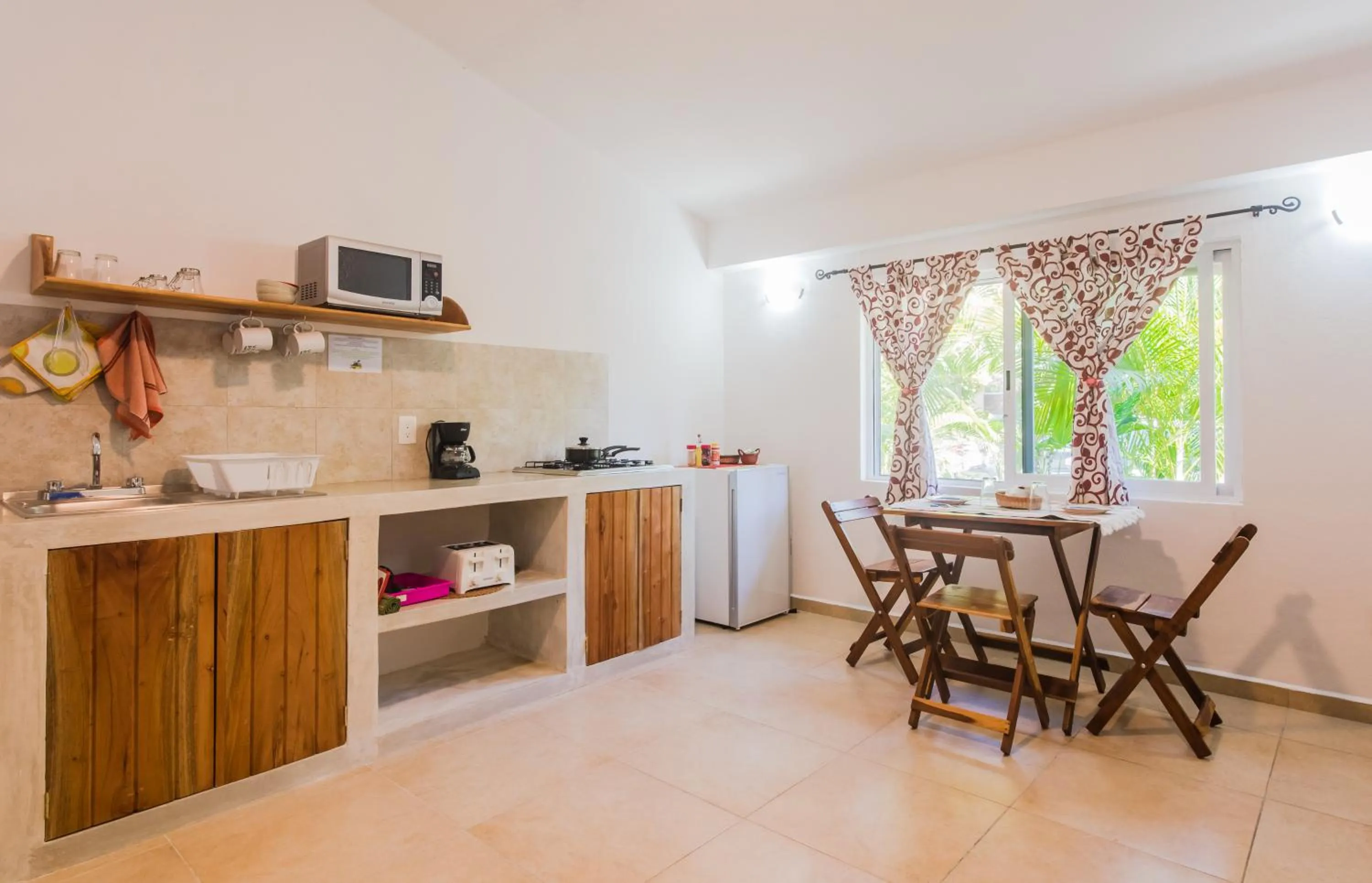 Kitchen or kitchenette in Villas Picalu Lodge