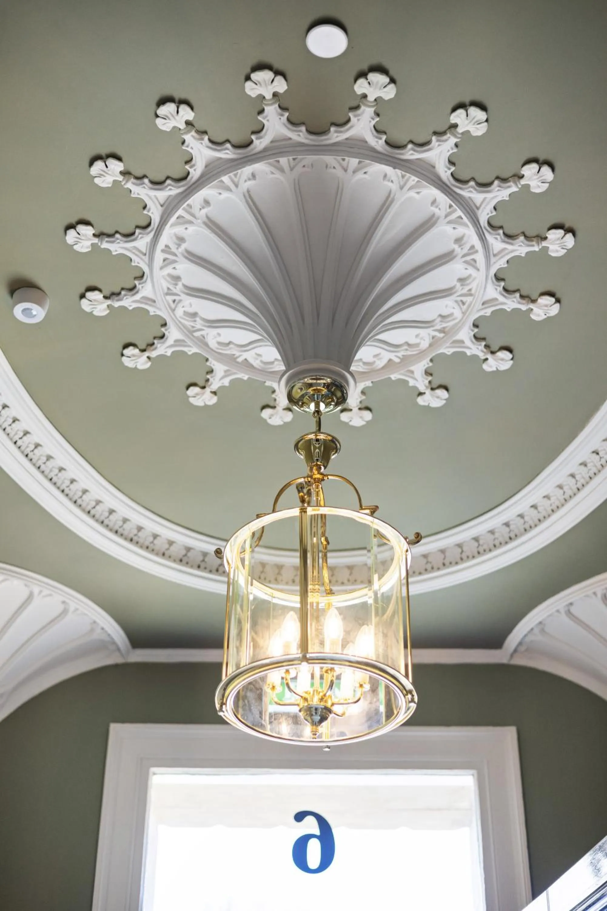 Facade/entrance in The Townhouse, Leith