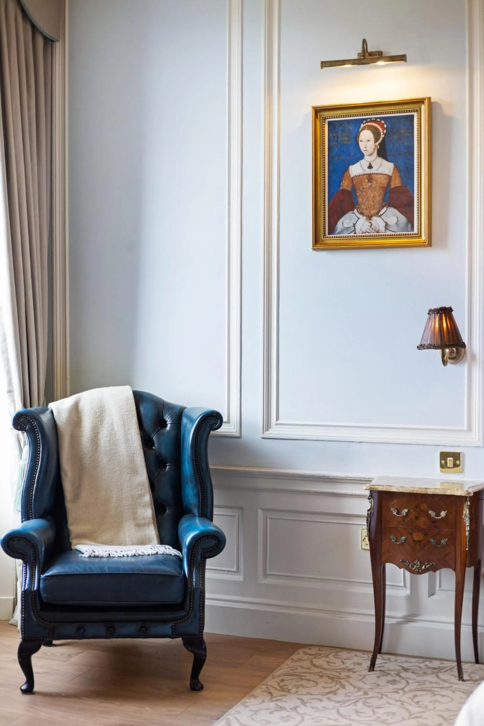 Seating area in The Townhouse, Leith