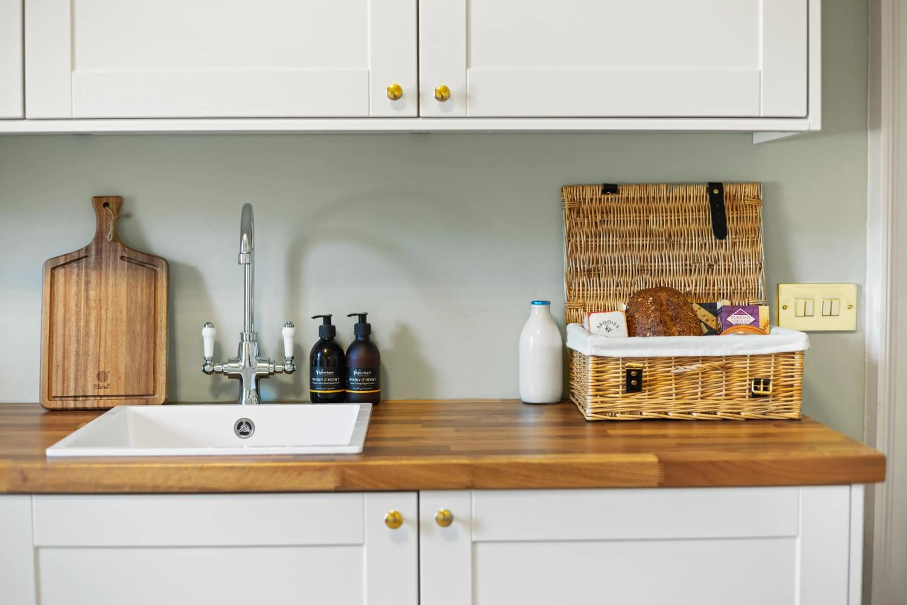 Kitchen or kitchenette in The Townhouse, Leith
