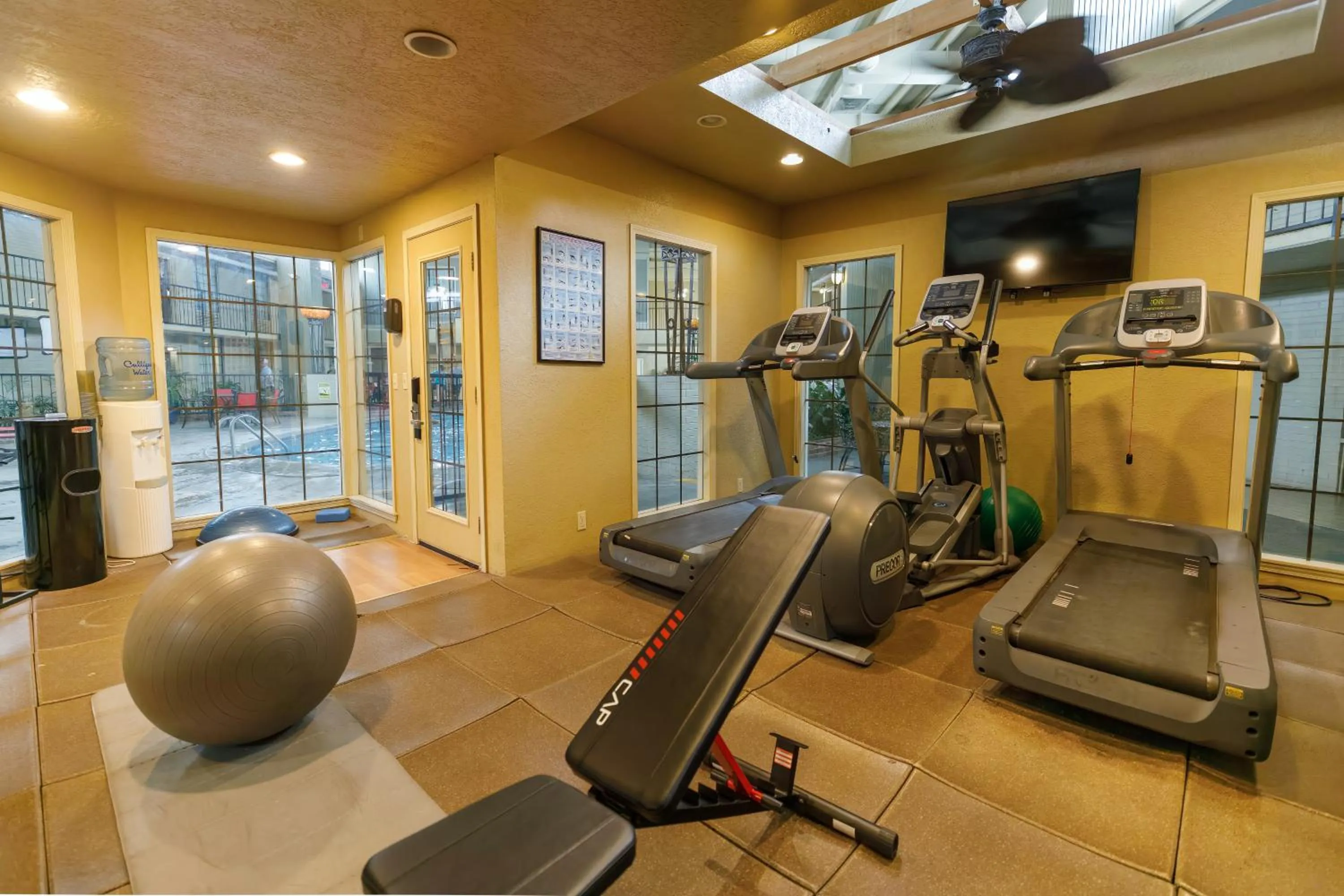 Fitness centre/facilities in Northwest Inn
