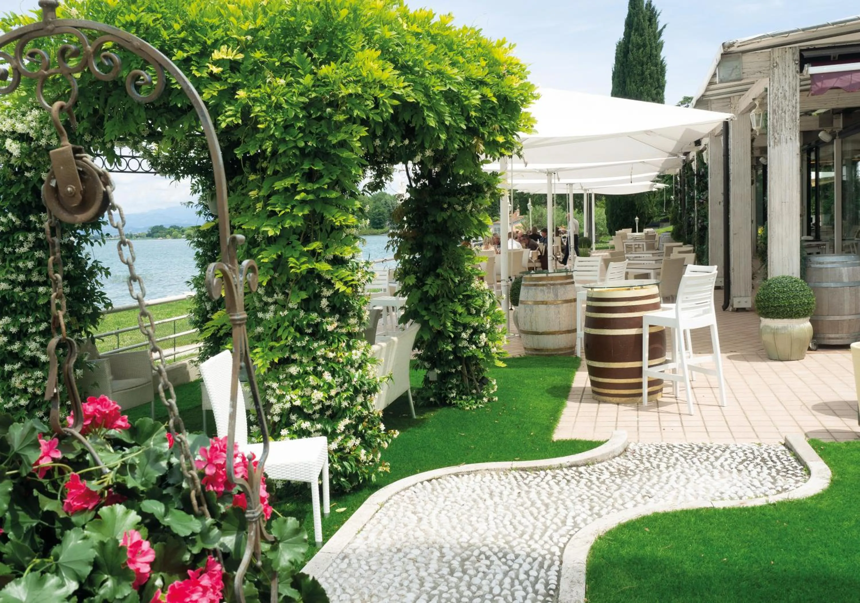 Patio in Hotel Aquila D'Oro Desenzano