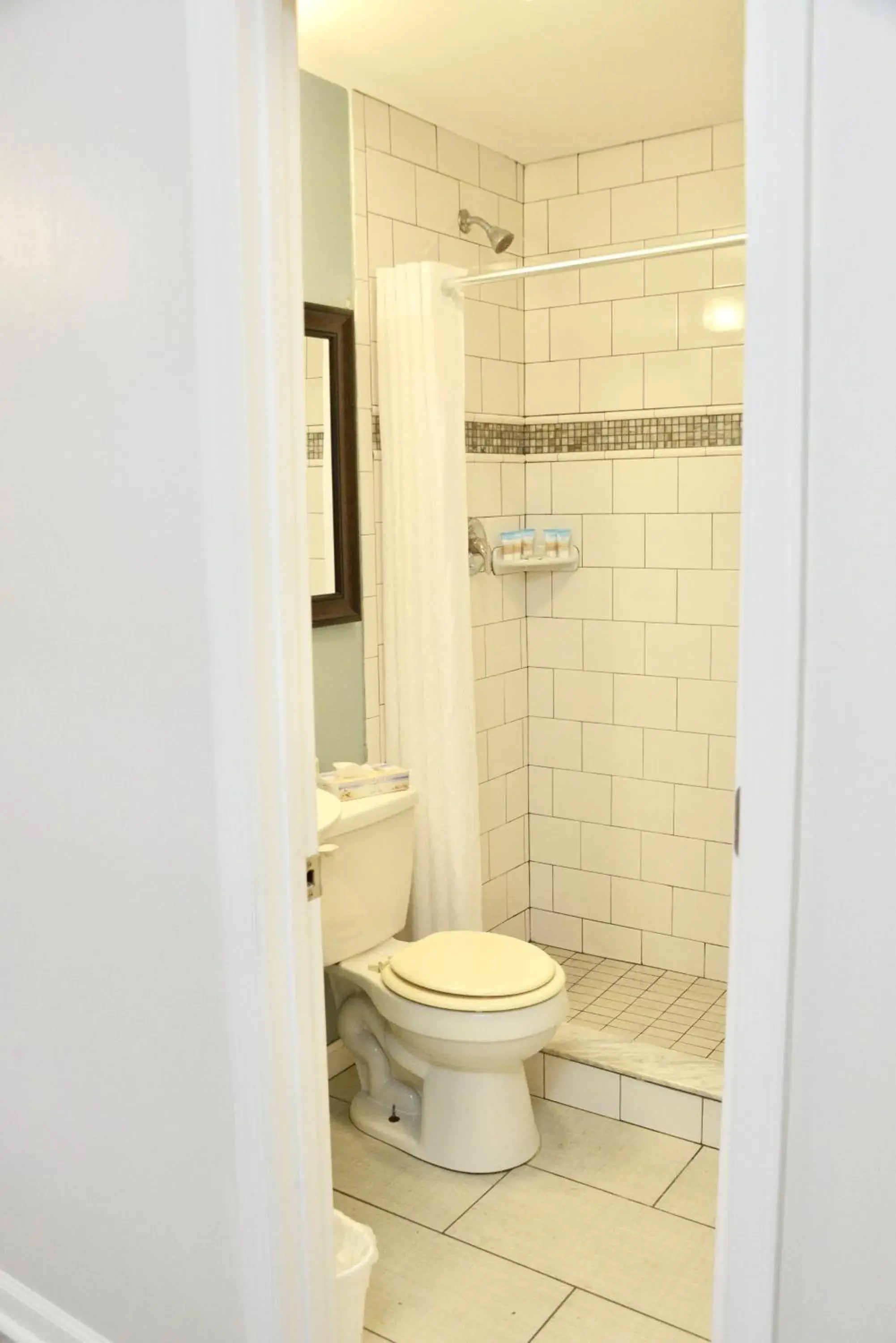 Two-Bedroom Apartment in White Marlin Inn Two-Bedroom Apartment in White Marlin Inn