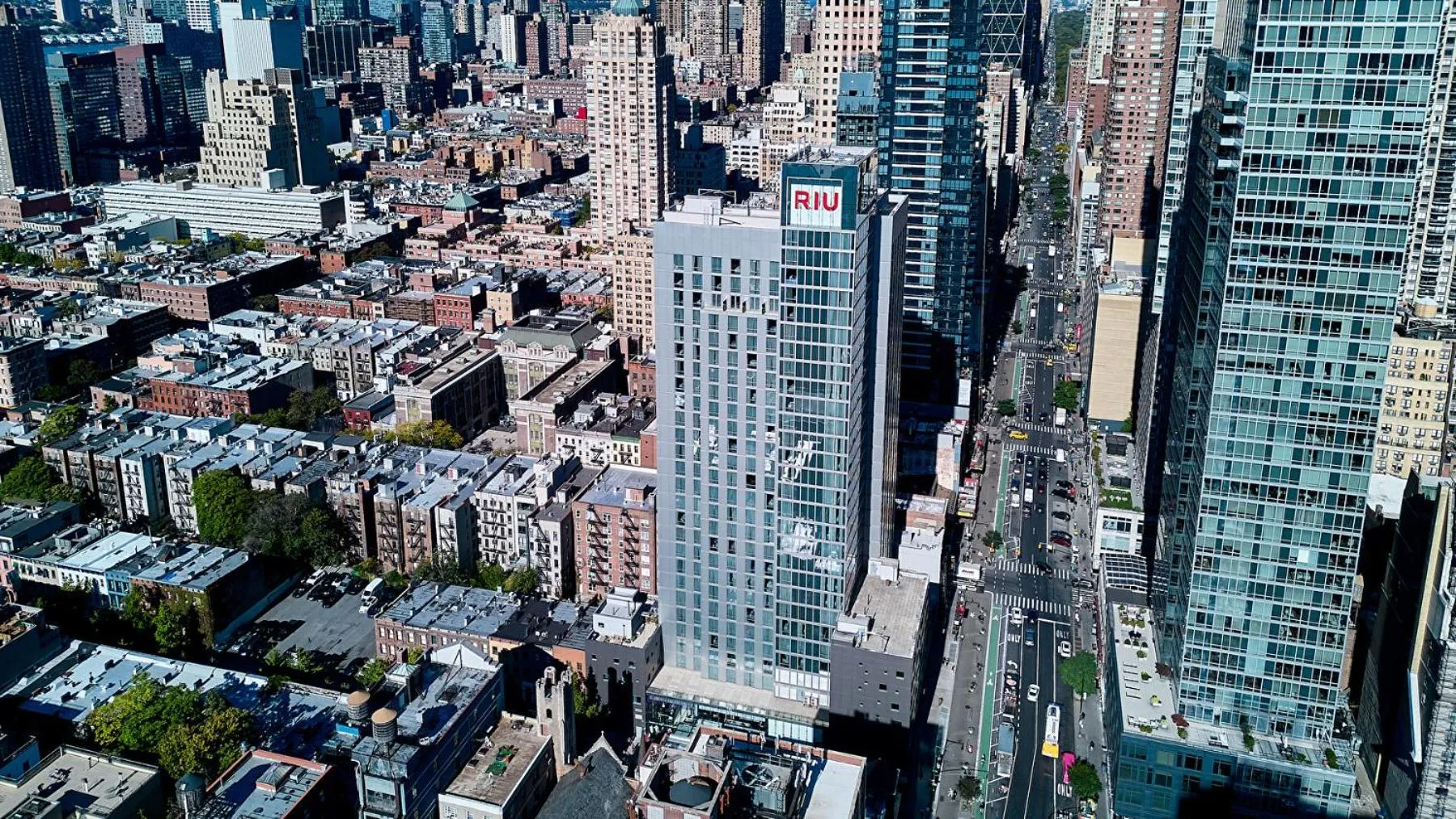 Property building in Riu Plaza New York Times Square