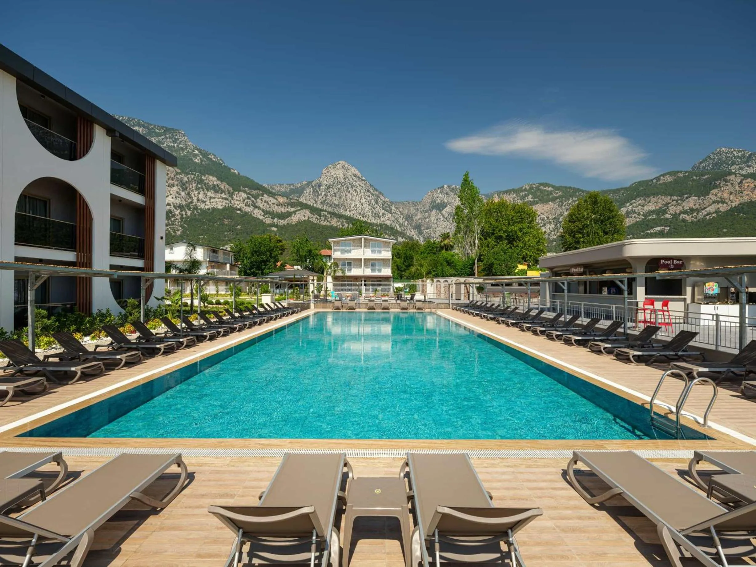 Swimming pool in Monk Resort Hotel Beldibi