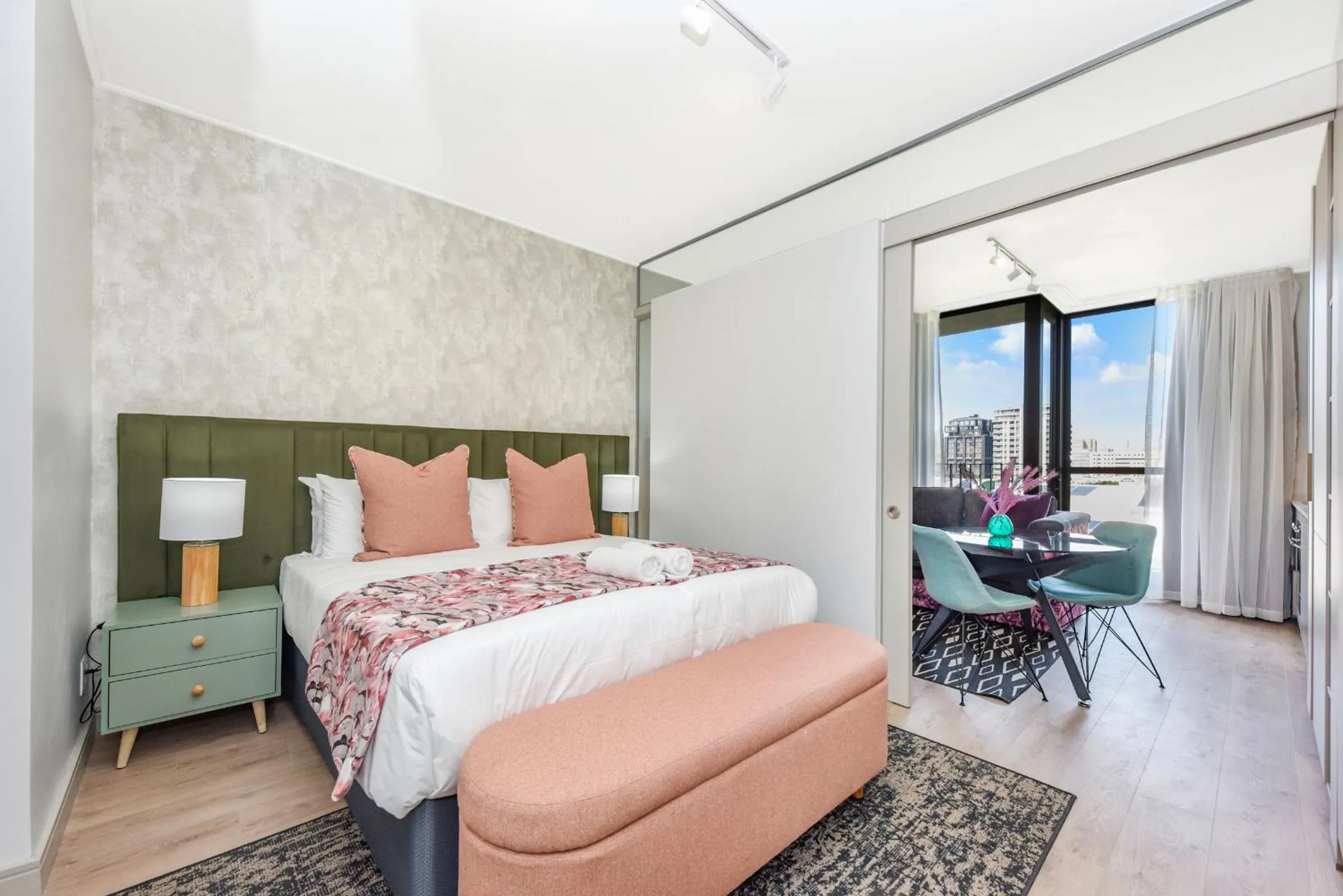 Bed in One Rosebank Apartments