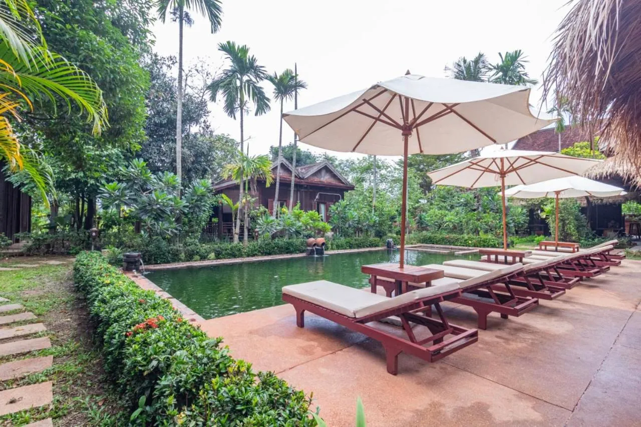 Property building in Maison Model d'Angkor