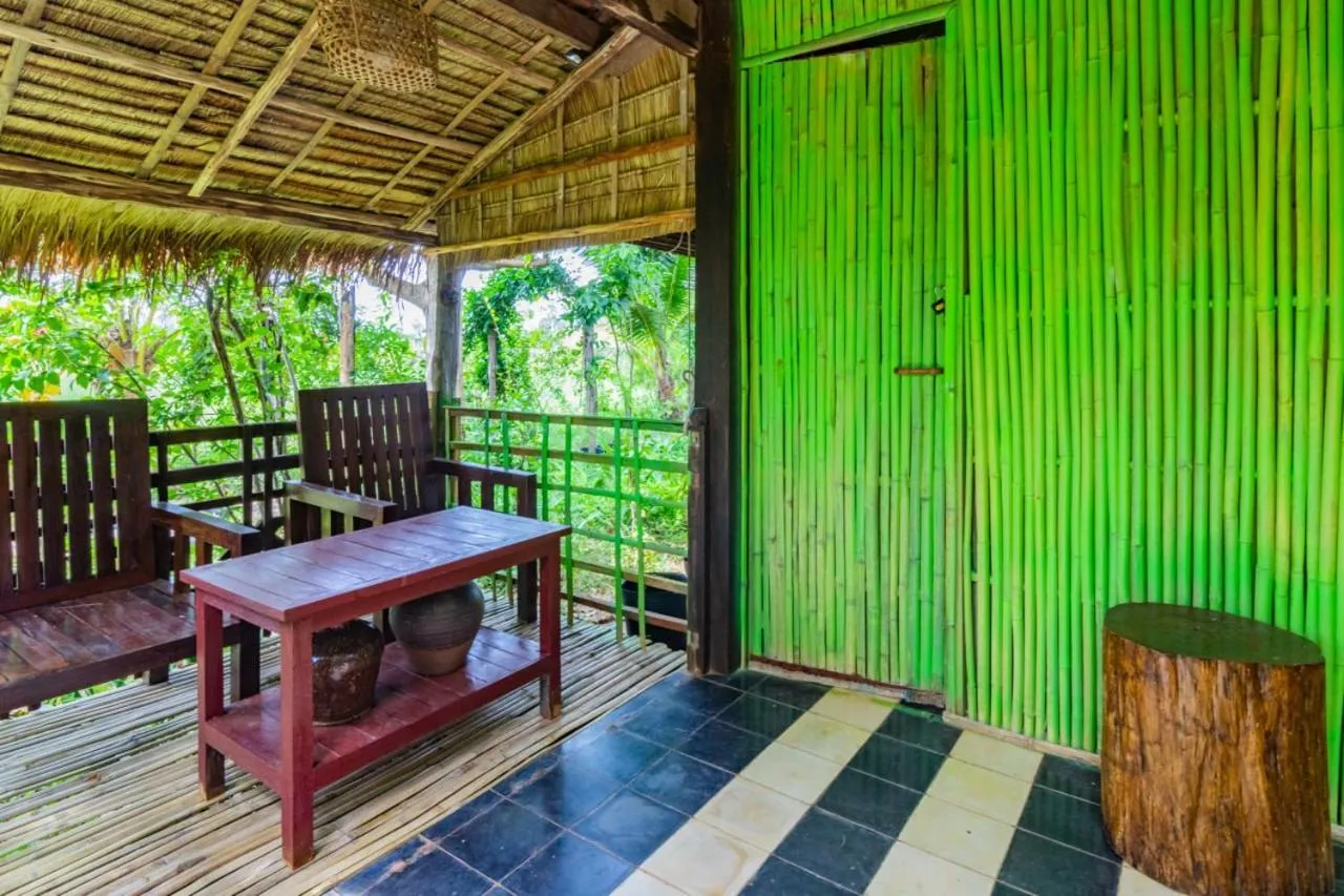 Patio in Maison Model d'Angkor