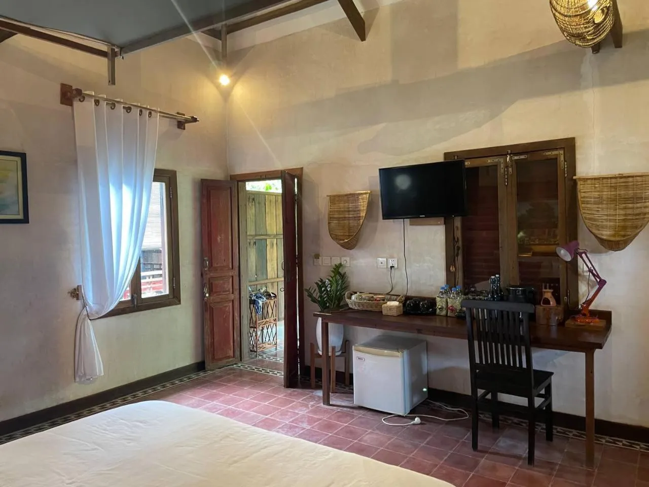 Bed in Maison Model d'Angkor