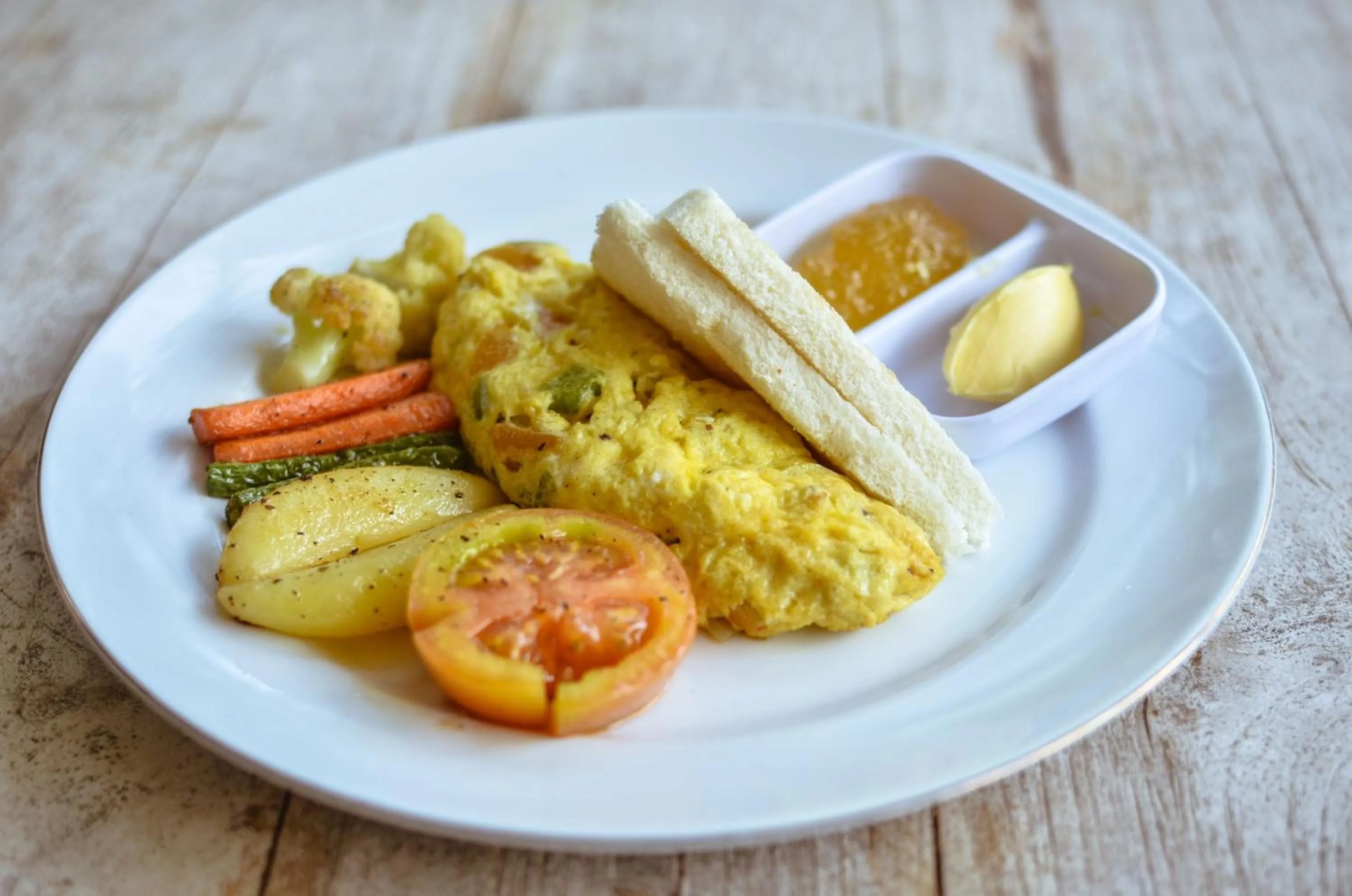Continental breakfast in Palm Garden Bali