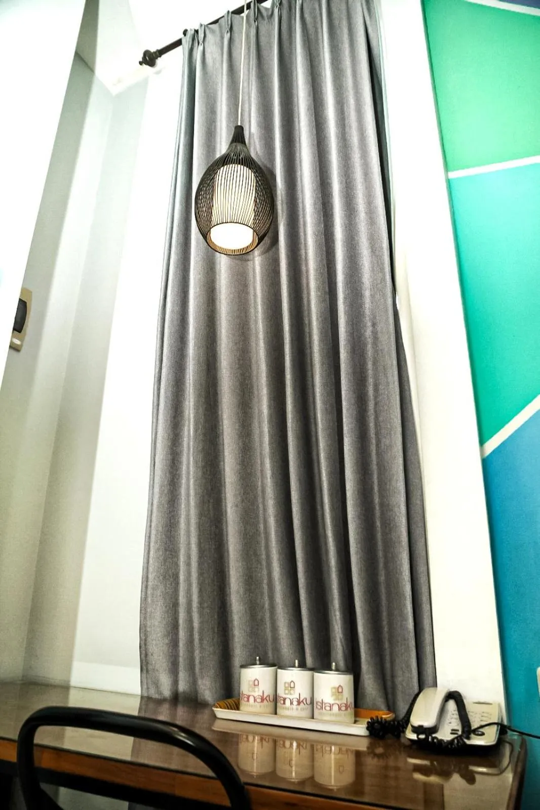 hair dresser in Istanaku Guesthouse 2