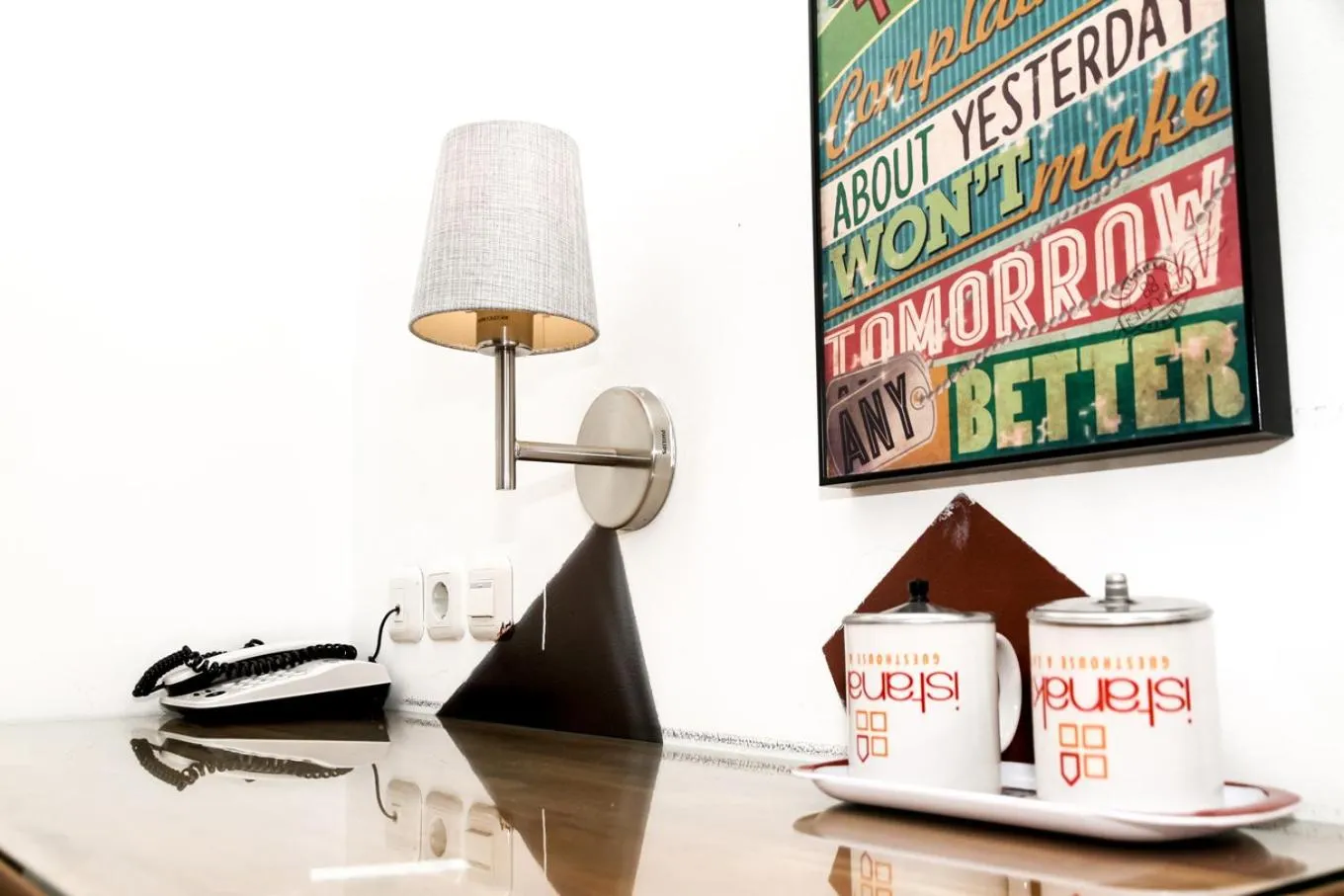 hair dresser in Istanaku Guesthouse 2