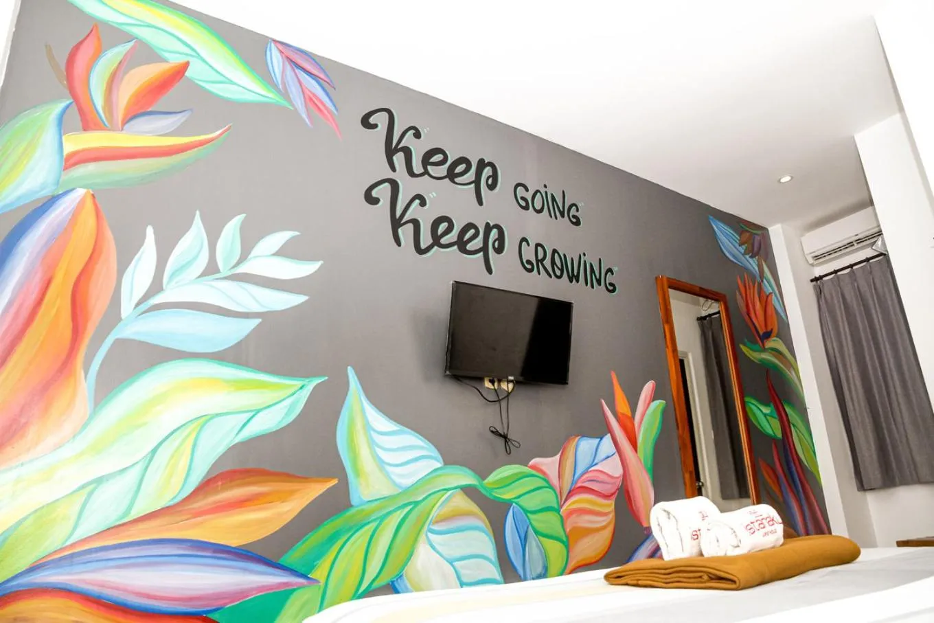 TV and multimedia, Bed in Istanaku Guesthouse 2