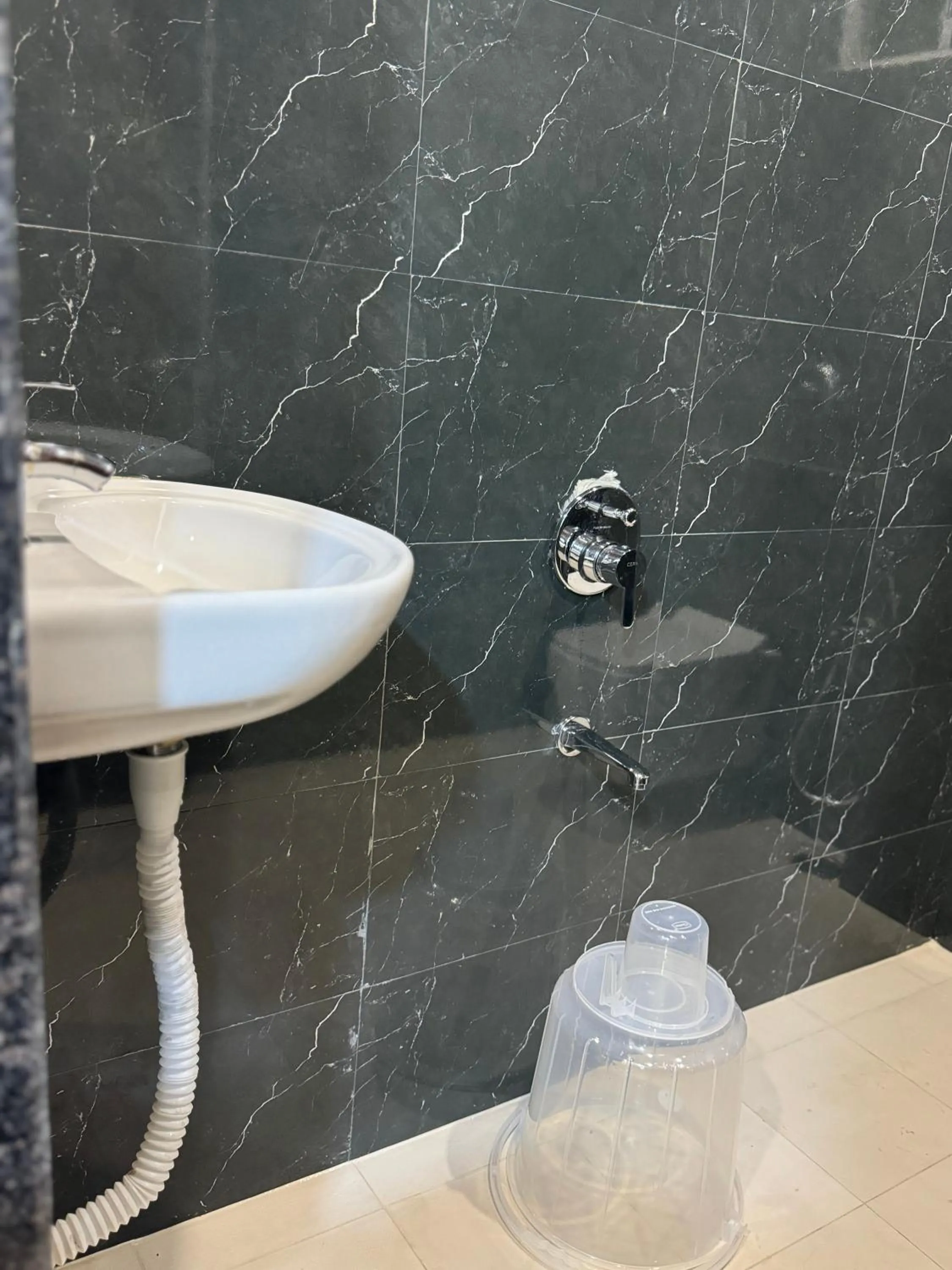 Toilet in White Ridge Premium Hotel - Hitec City