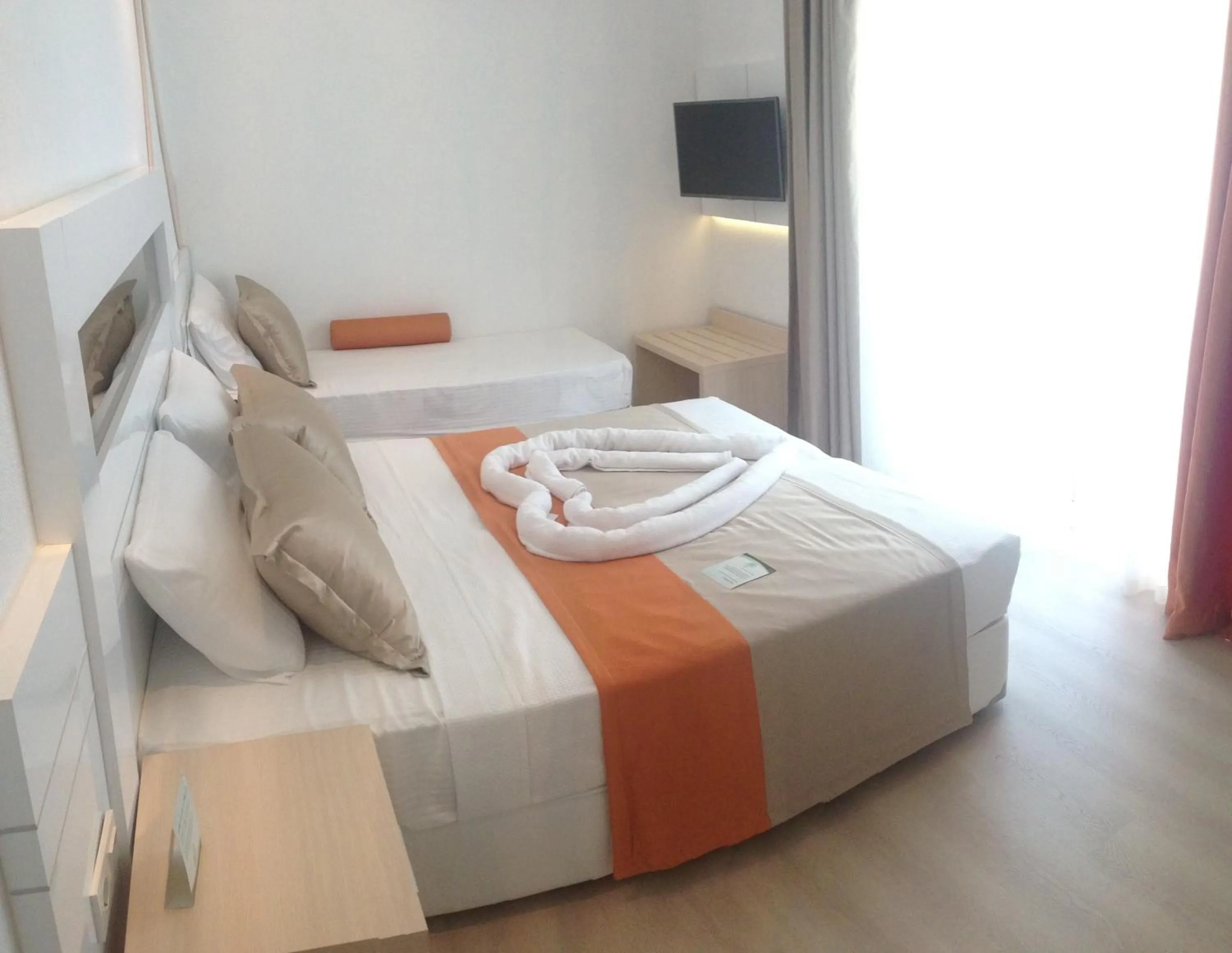Bed in Doc's Hotel Kemer