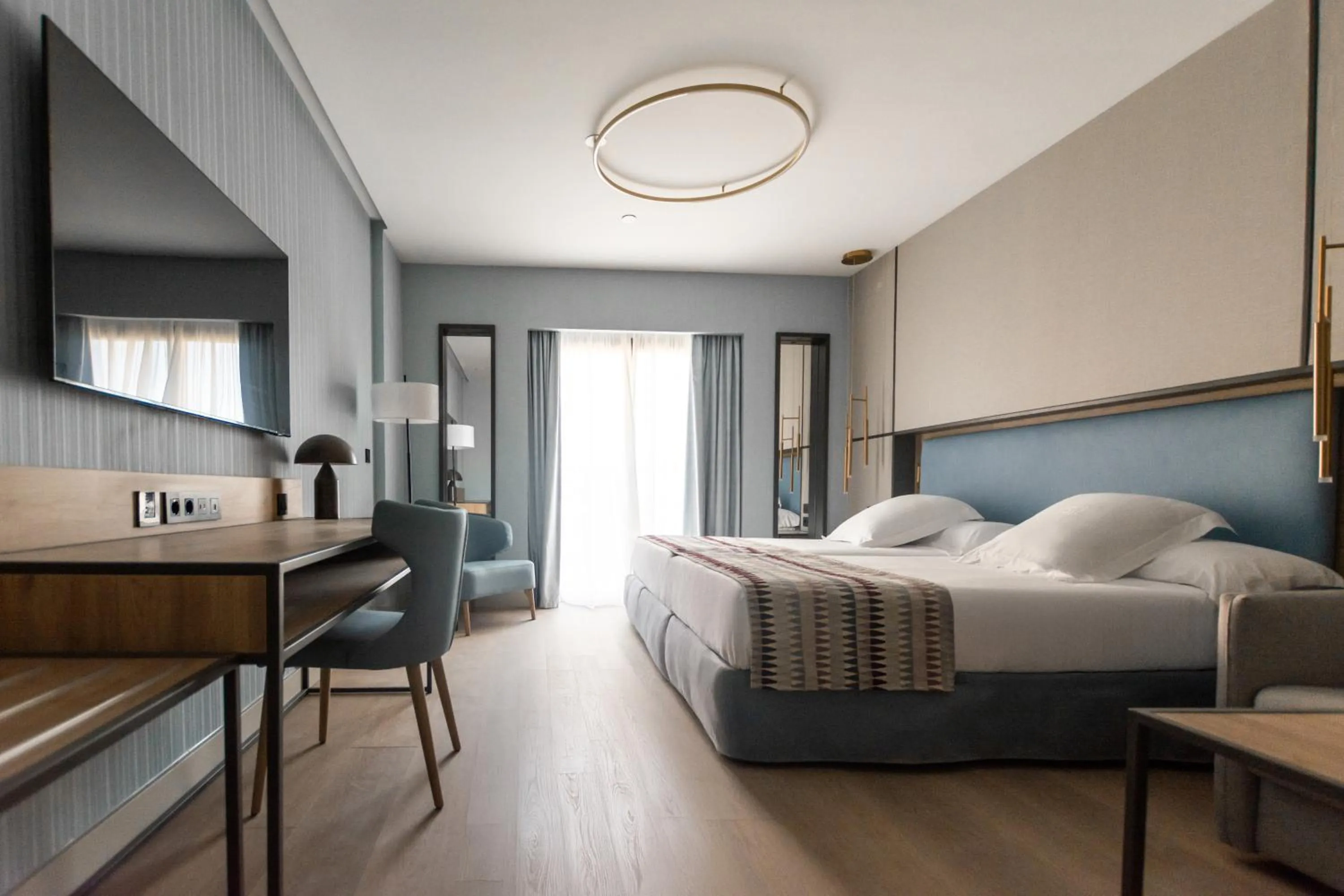 Bedroom, Bed in Hotel Mezquita Center