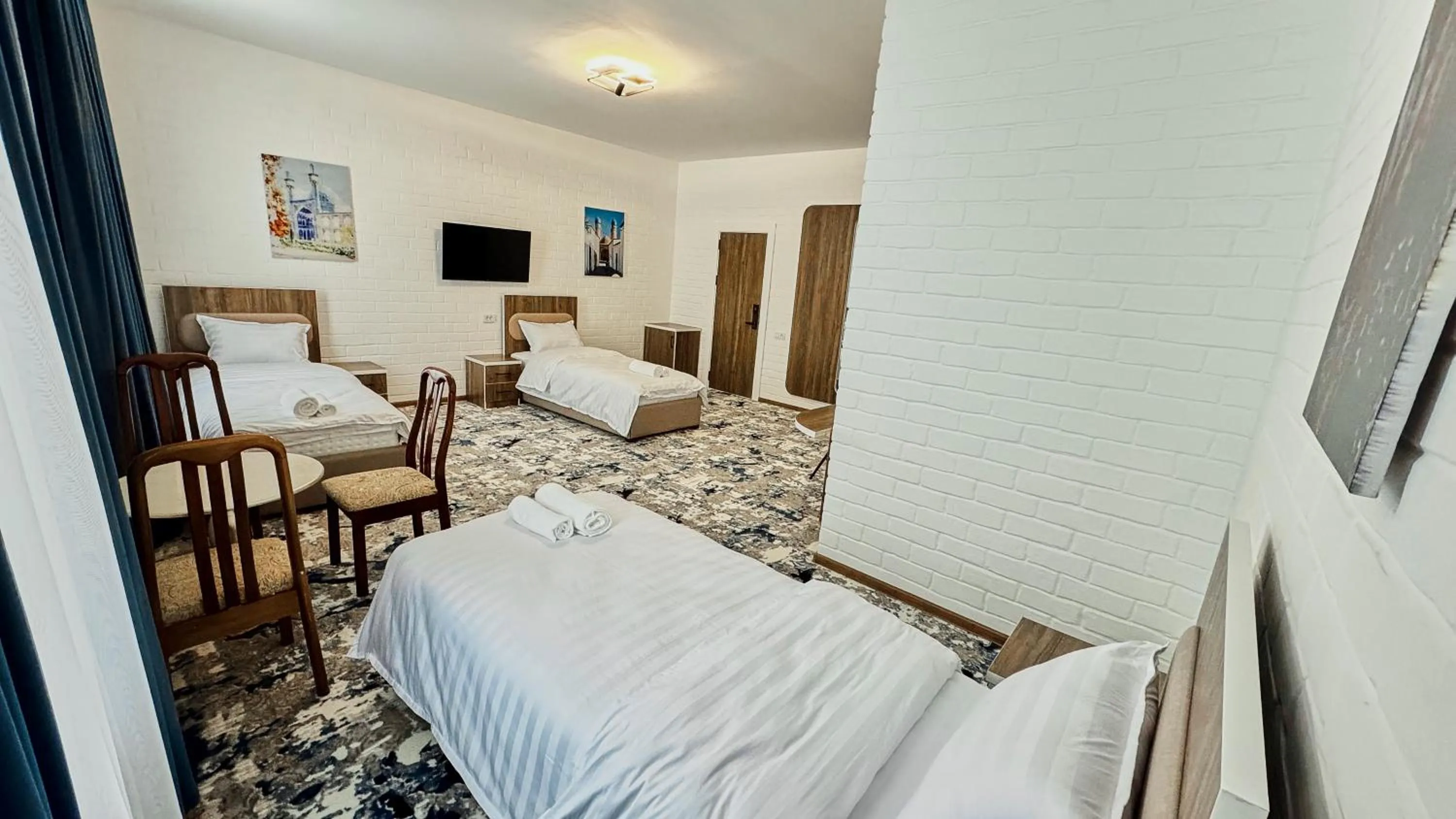 Photo of the whole room, Bed in Siab Boutique Hotel