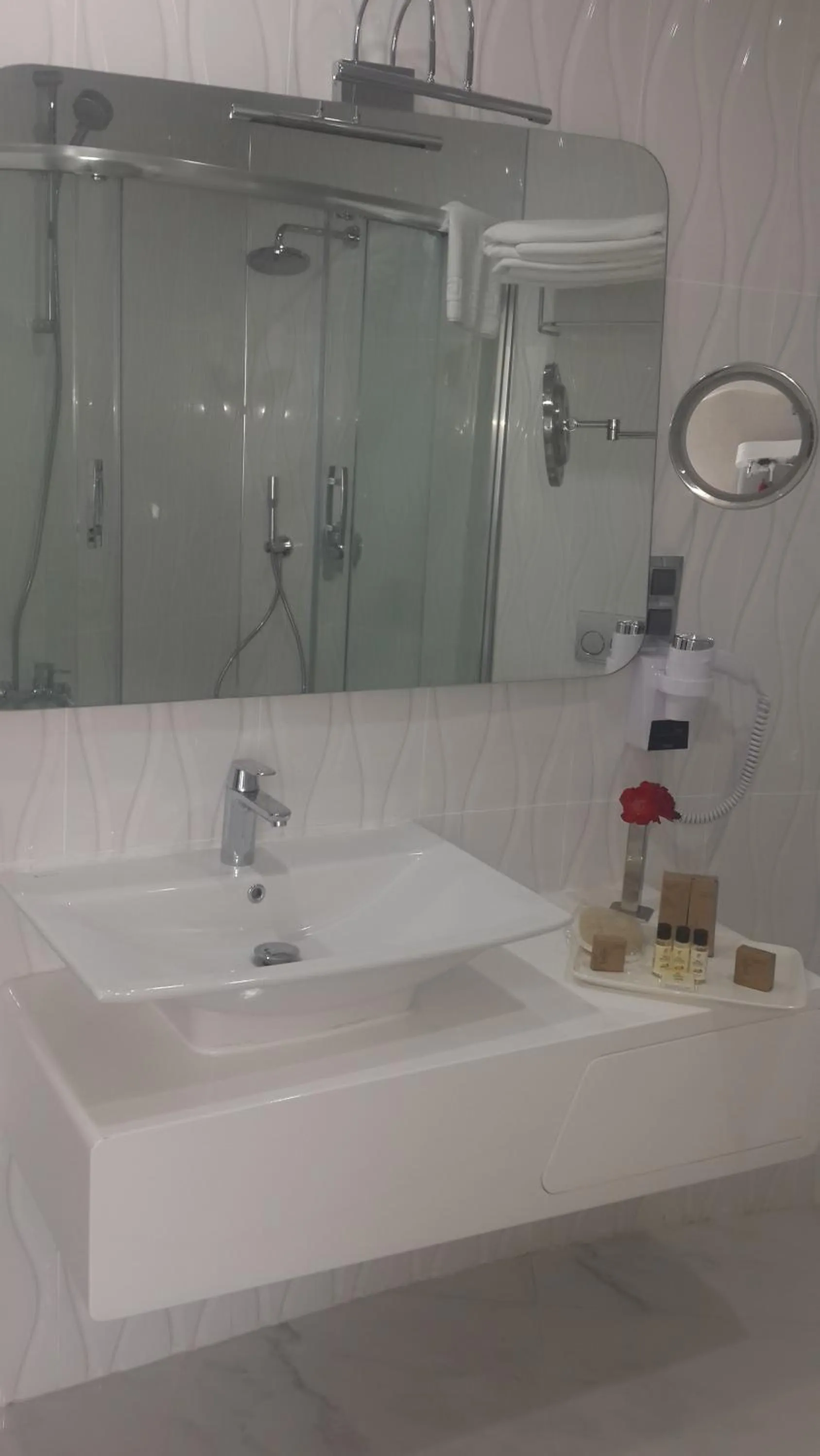 Decorative detail in White Line Boutique Hotel