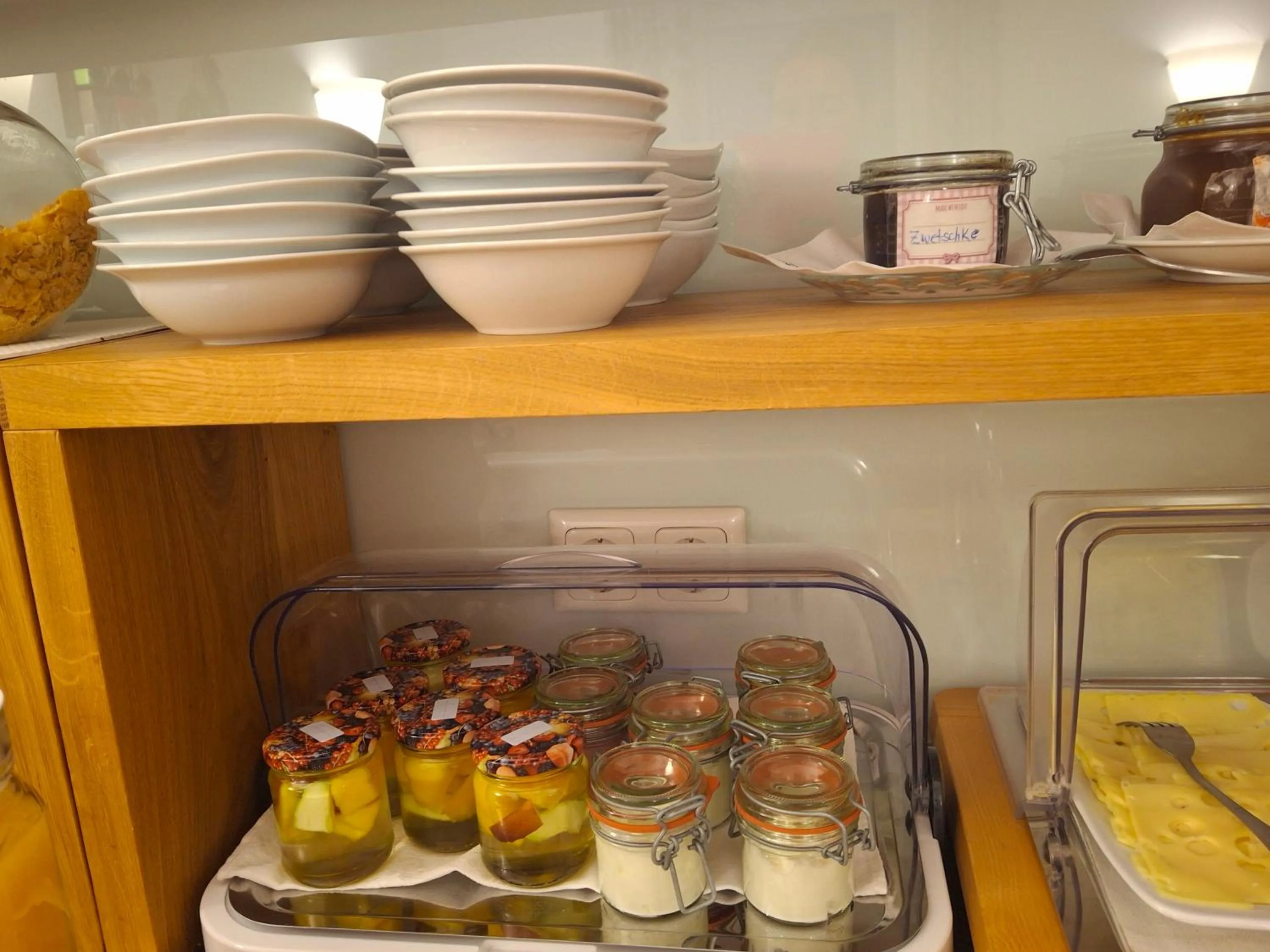 Breakfast in Gästehaus Watschinger