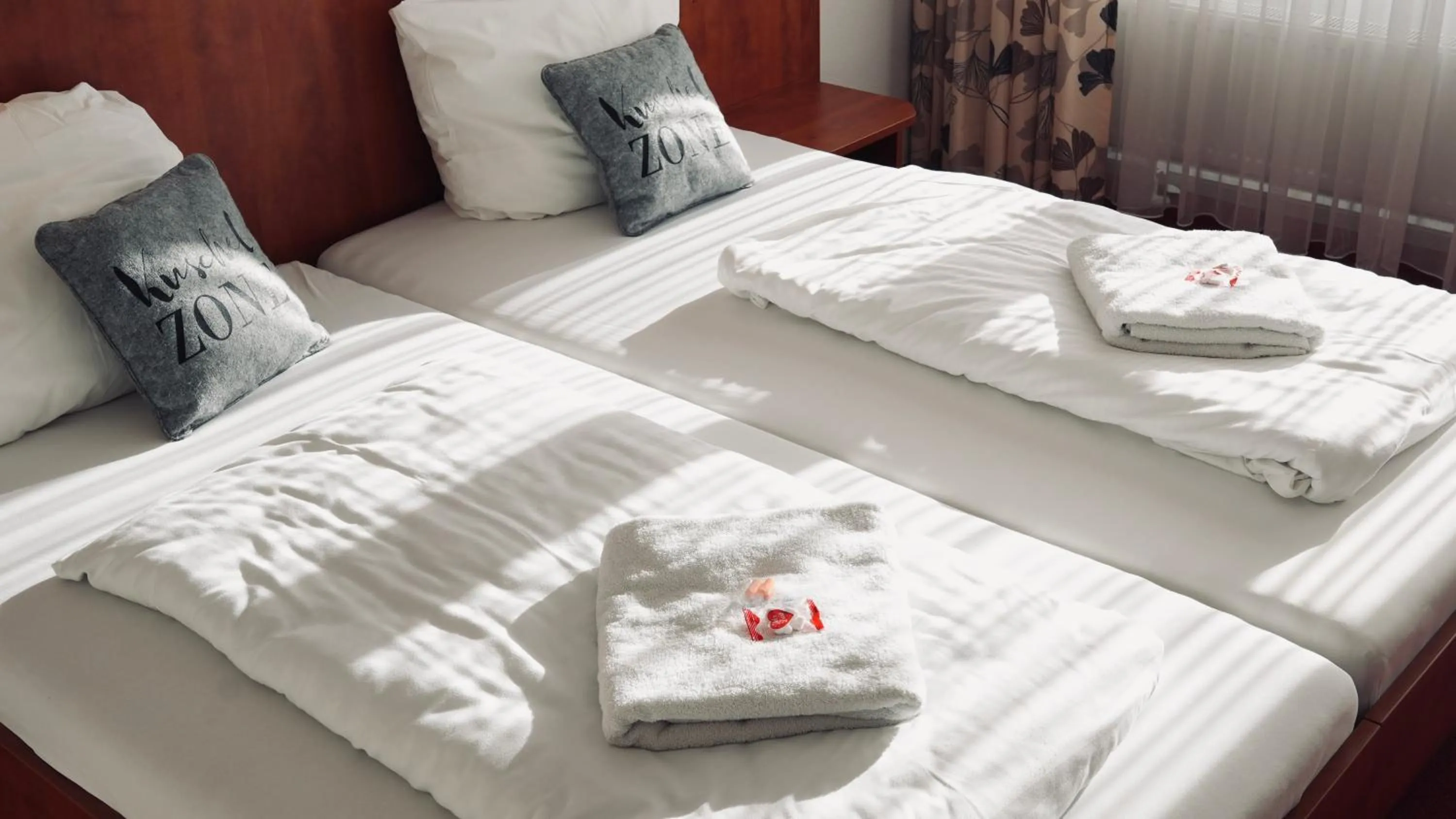 Bed in Gästehaus Tilly Hotel