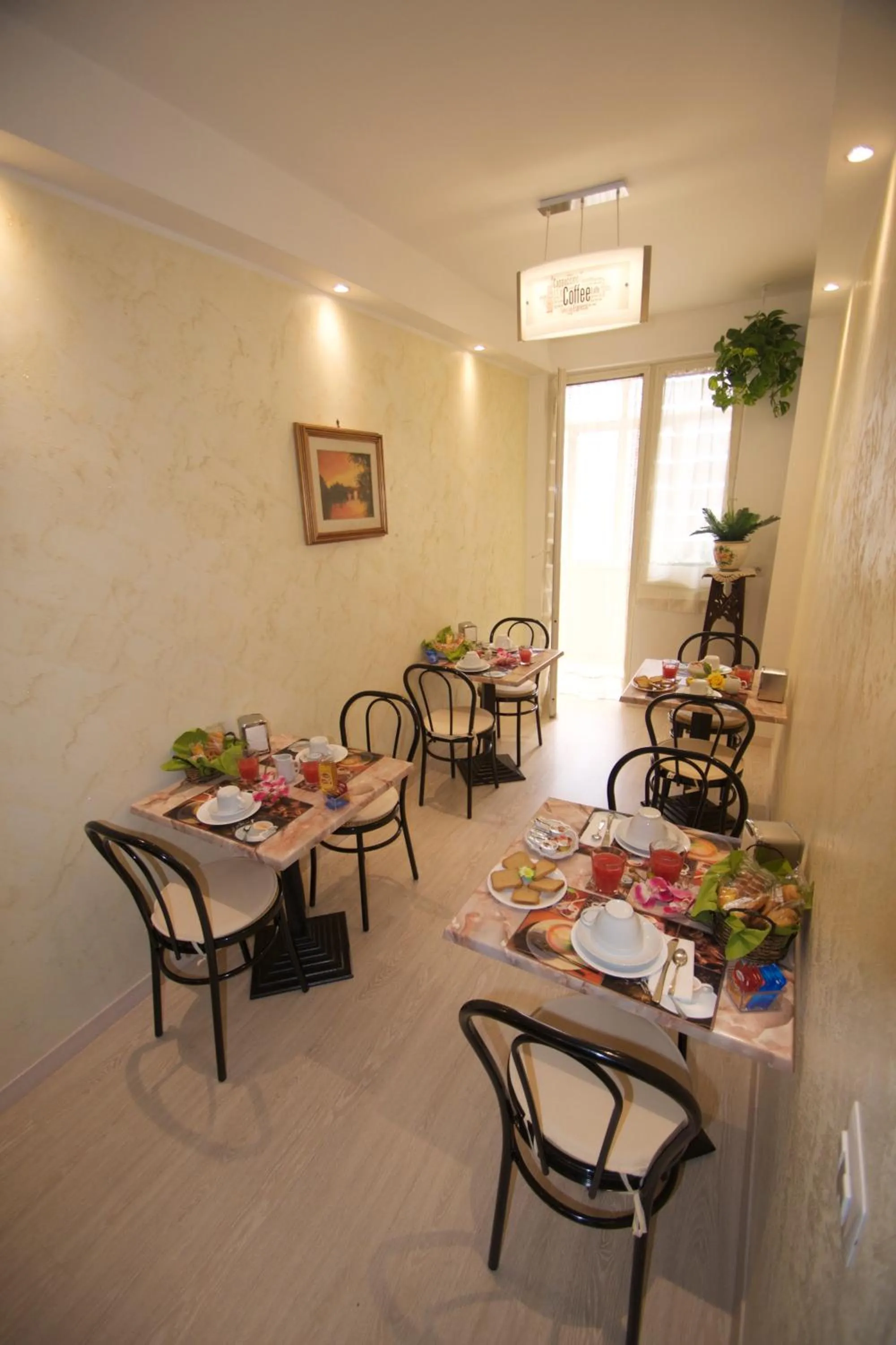 Living room in B&B La Perla di Roma