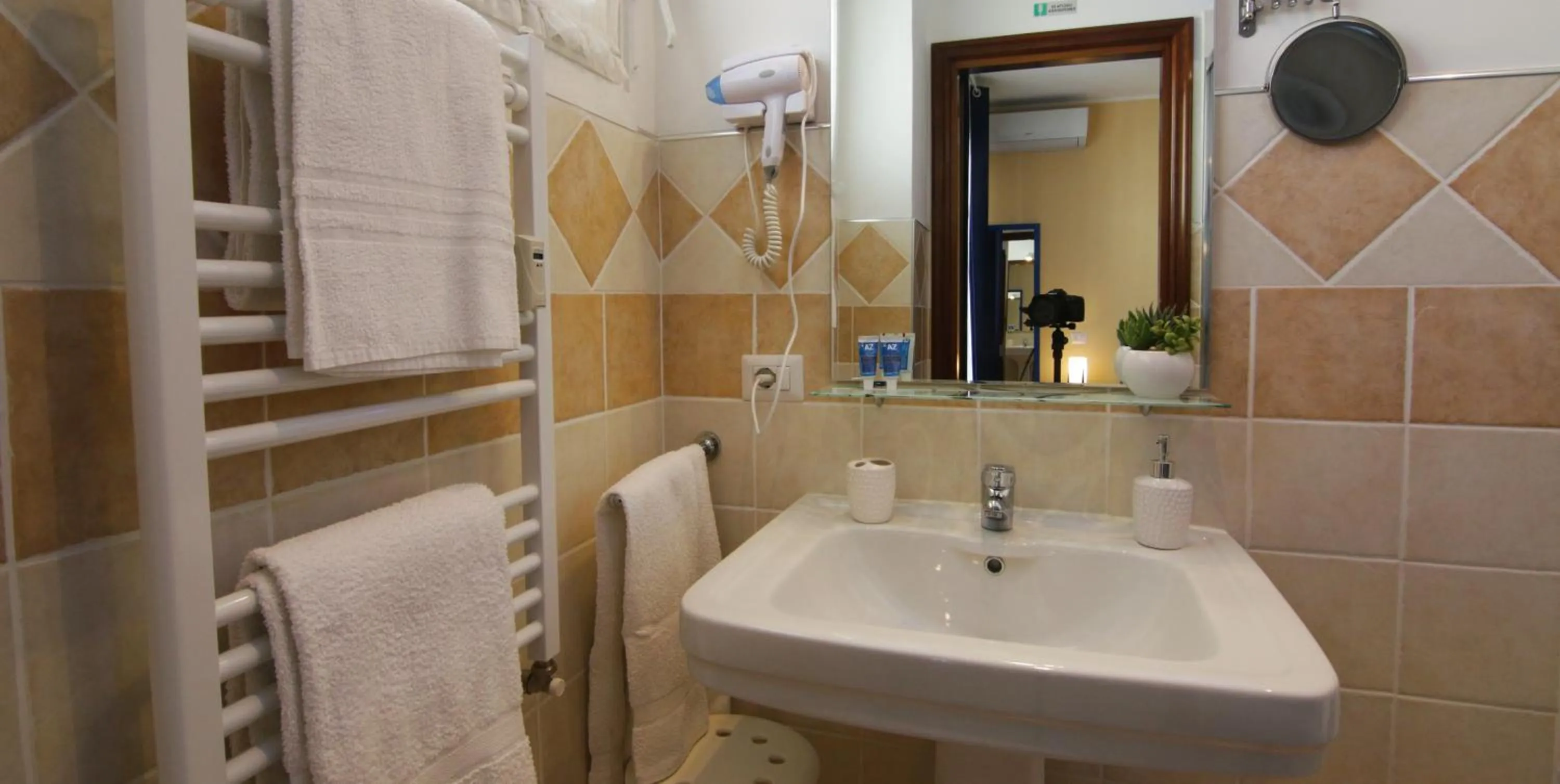 Bathroom in B&B La Perla di Roma