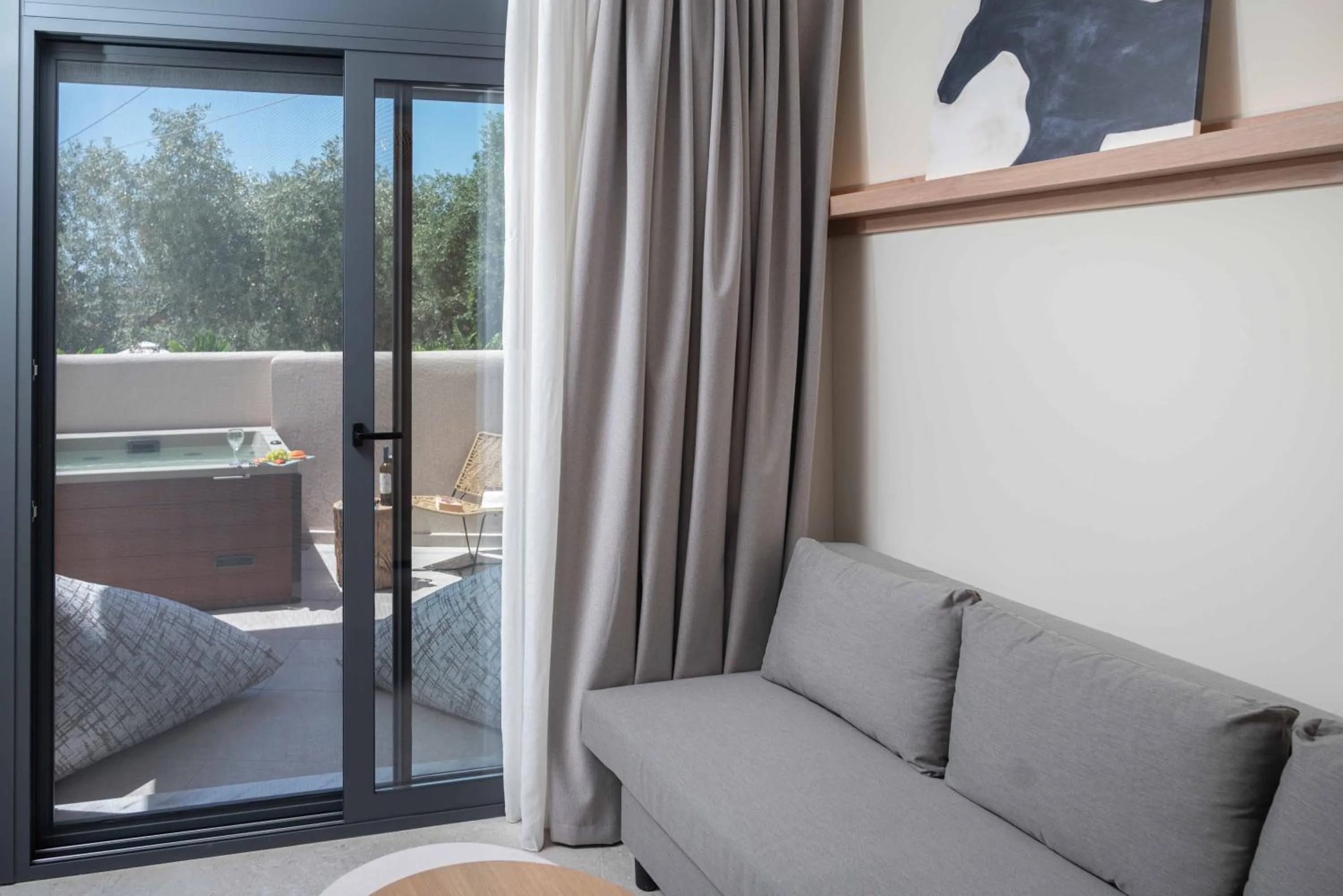 Anny's Residences & Suites