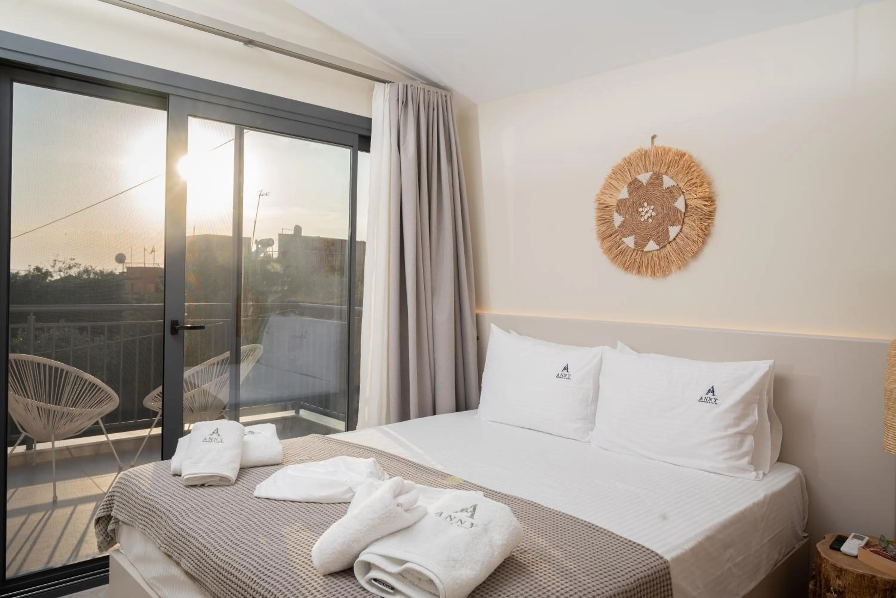 Bed in Anny's Residences & Suites